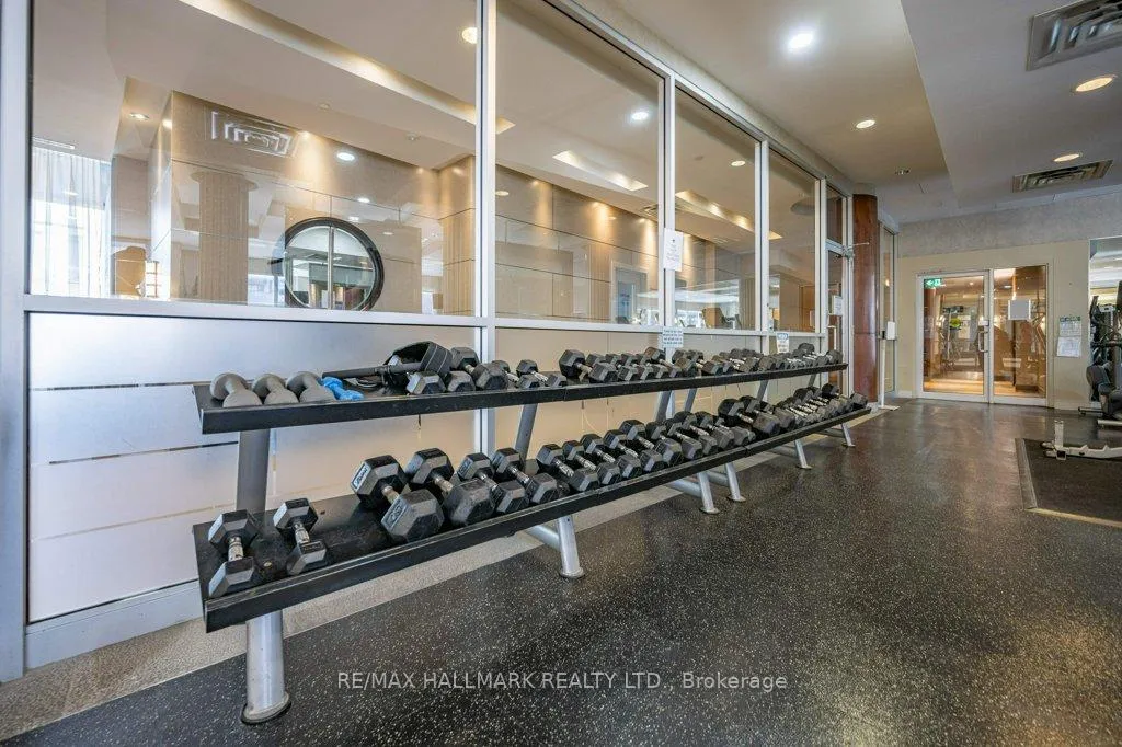 Photo 5 of Unit 801, 763 Bay Street, Toronto, Bay Street Corridor — HOMEH