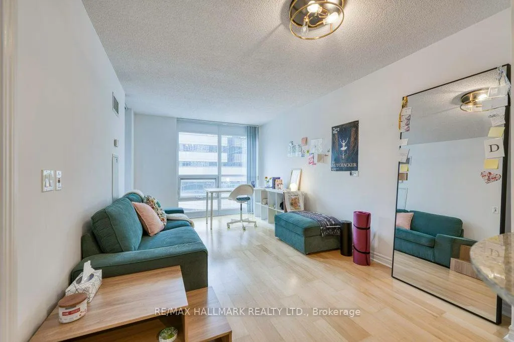 Photo 11 of Unit 801, 763 Bay Street, Toronto, Bay Street Corridor — HOMEH