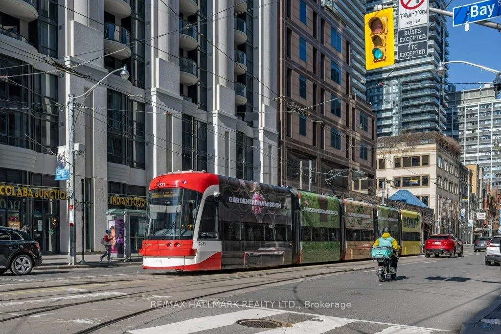 Photo 25 of Unit 801, 763 Bay Street, Toronto, Bay Street Corridor — HOMEH