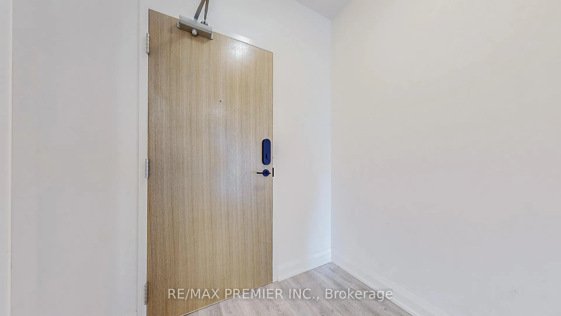 Photo 10 of Unit 305, 2369 Danforth Avenue, Toronto, East End-Danforth — HOMEH