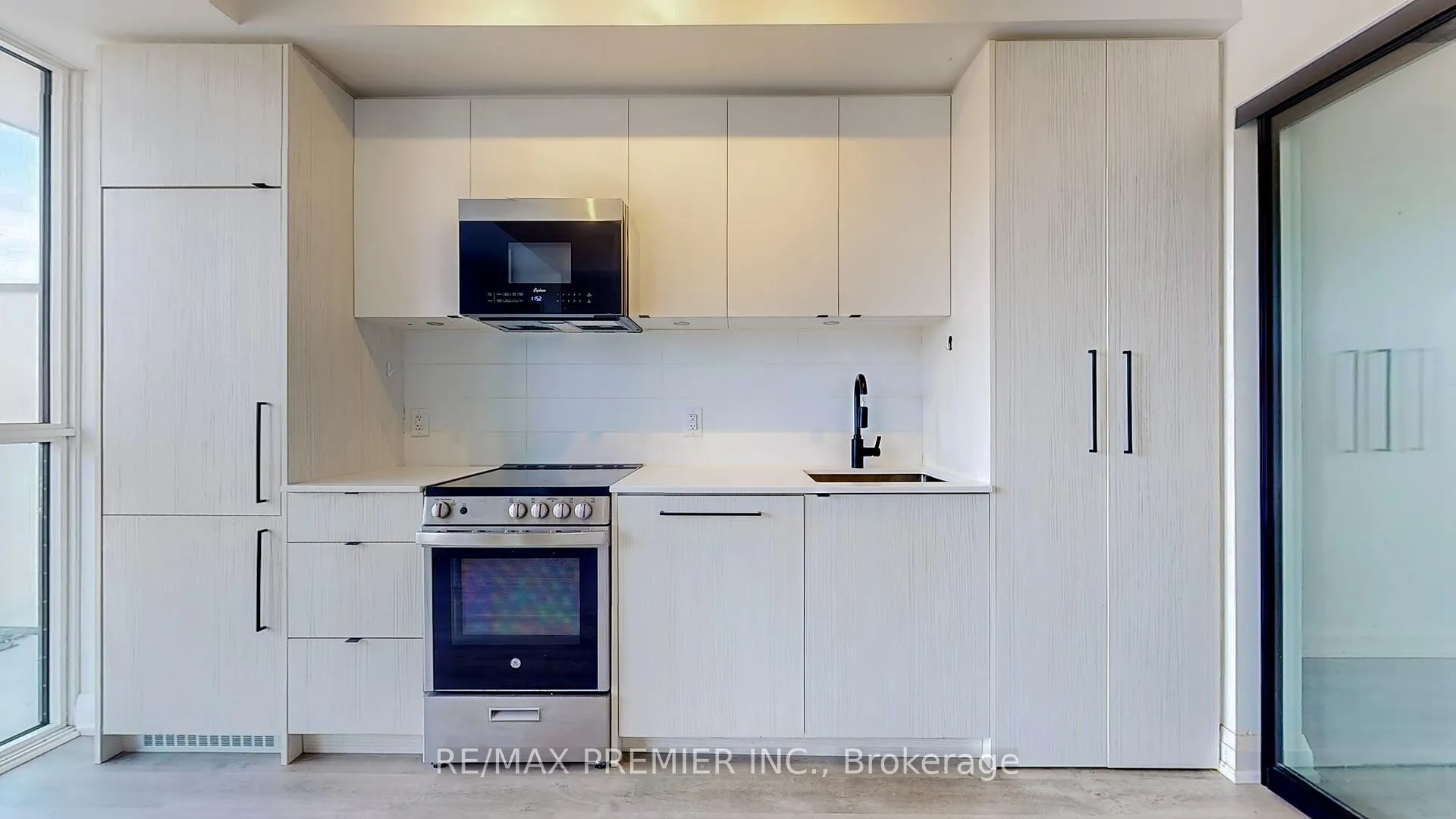 Photo 18 of Unit 305, 2369 Danforth Avenue, Toronto, East End-Danforth — HOMEH