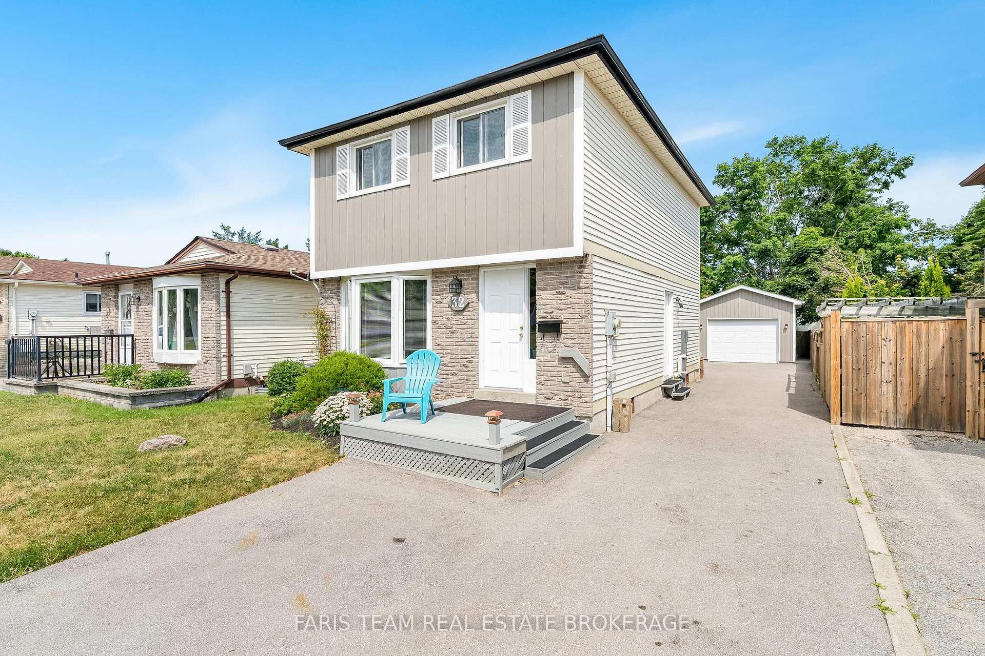 Photo 3 of 32 Janice Drive, Barrie, Sunnidale — HOMEH