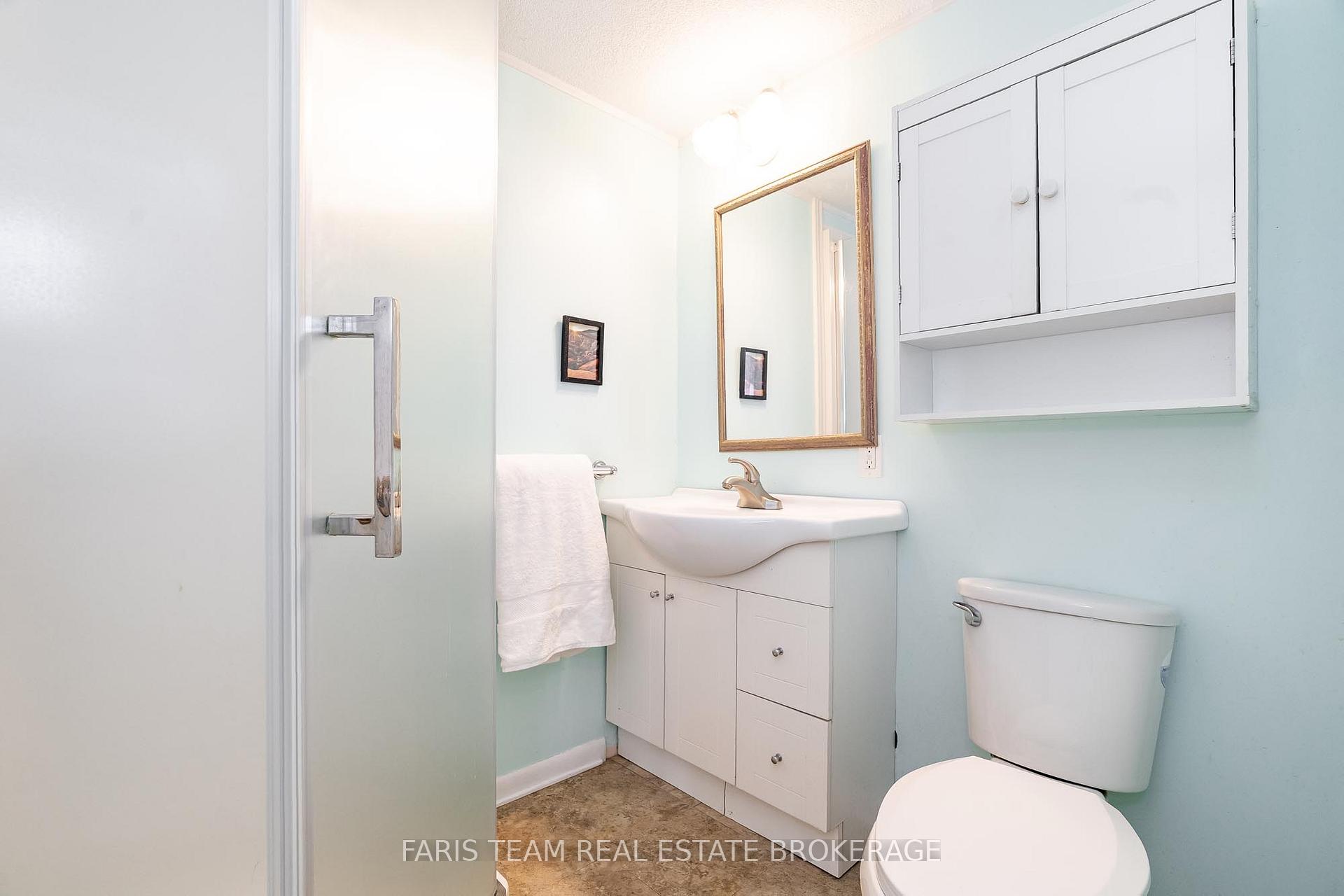 Photo 19 of 32 Janice Drive, Barrie, Sunnidale — HOMEH