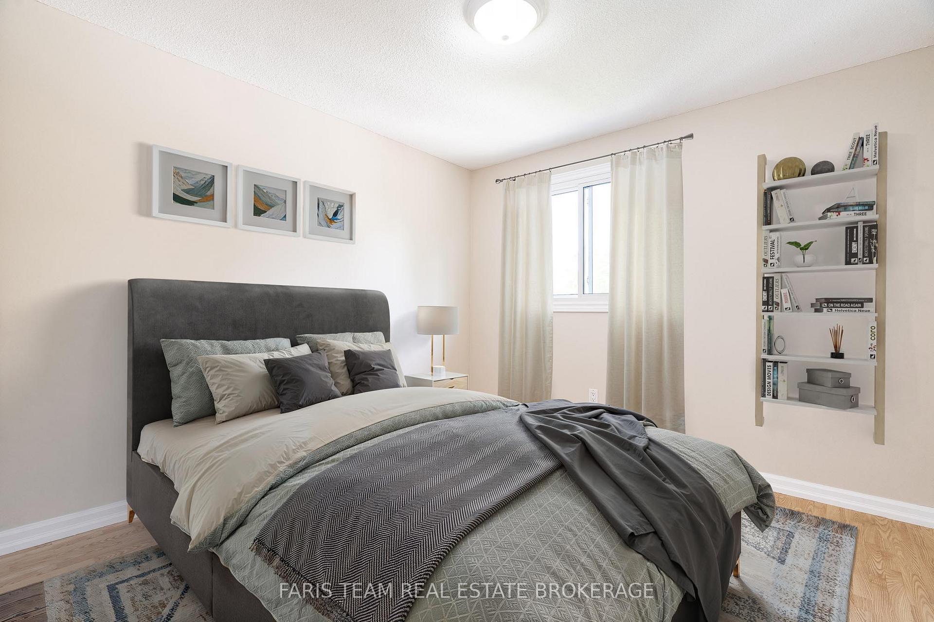 Photo 20 of 32 Janice Drive, Barrie, Sunnidale — HOMEH