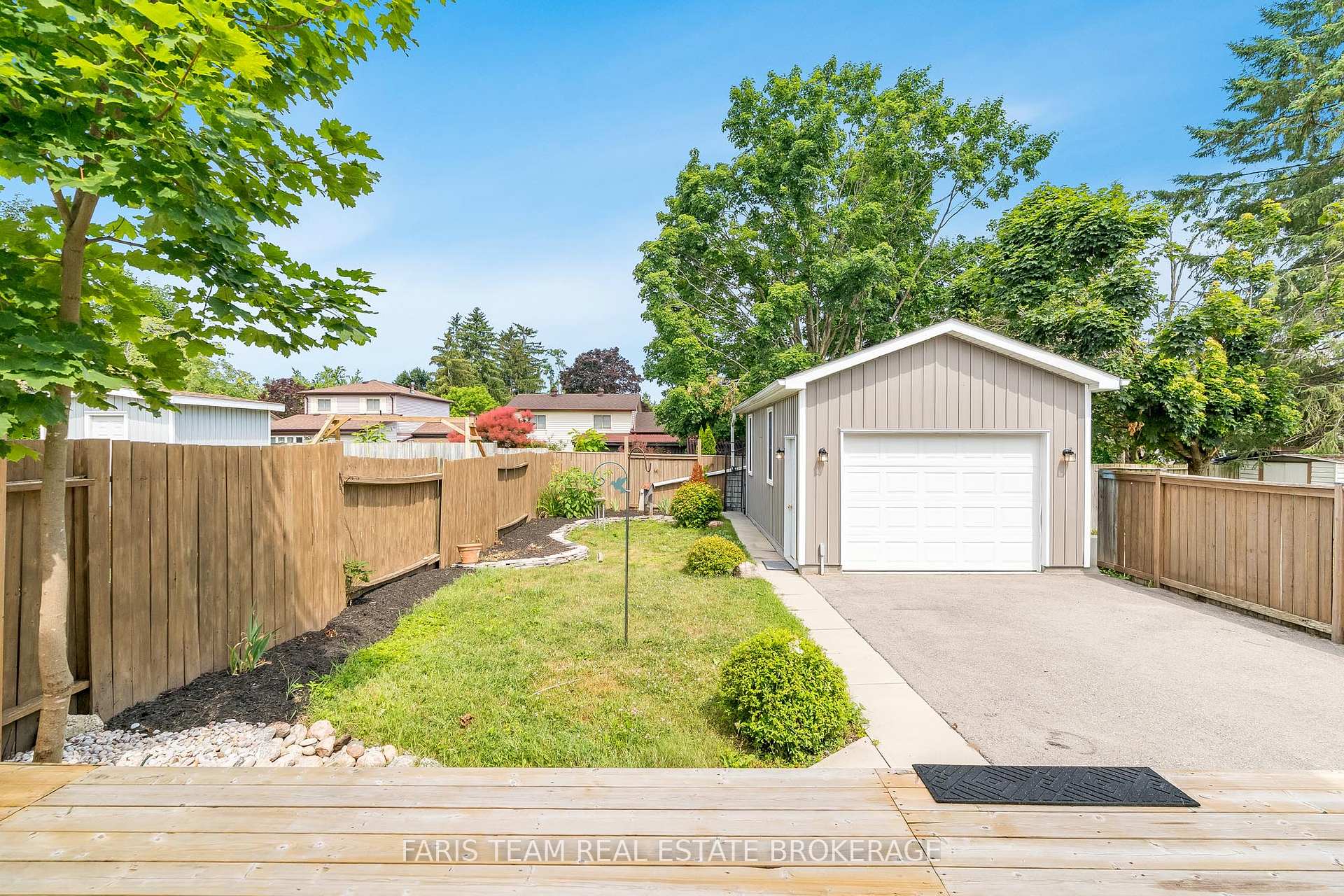 Photo 36 of 32 Janice Drive, Barrie, Sunnidale — HOMEH