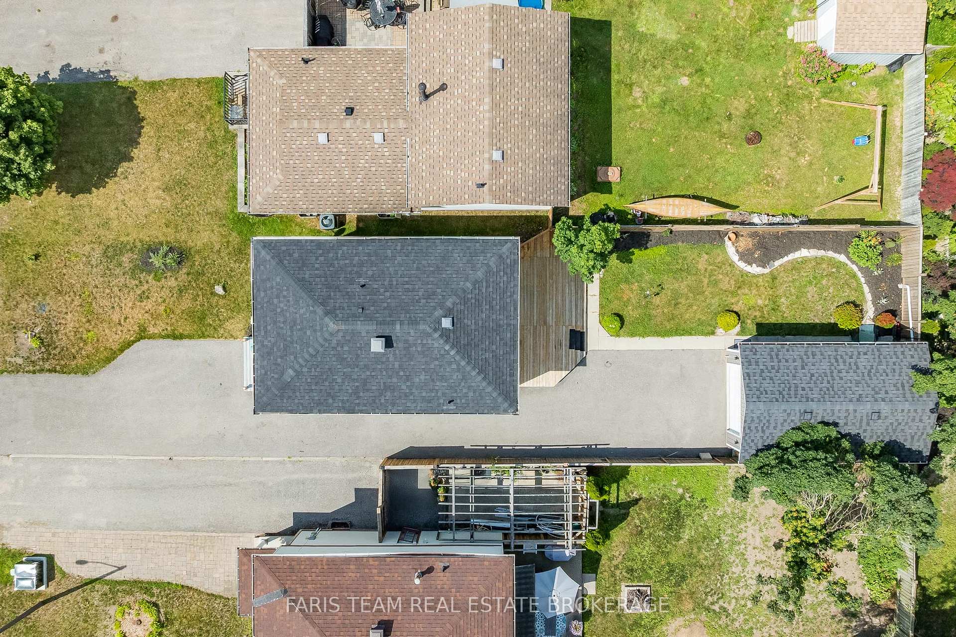 Photo 44 of 32 Janice Drive, Barrie, Sunnidale — HOMEH