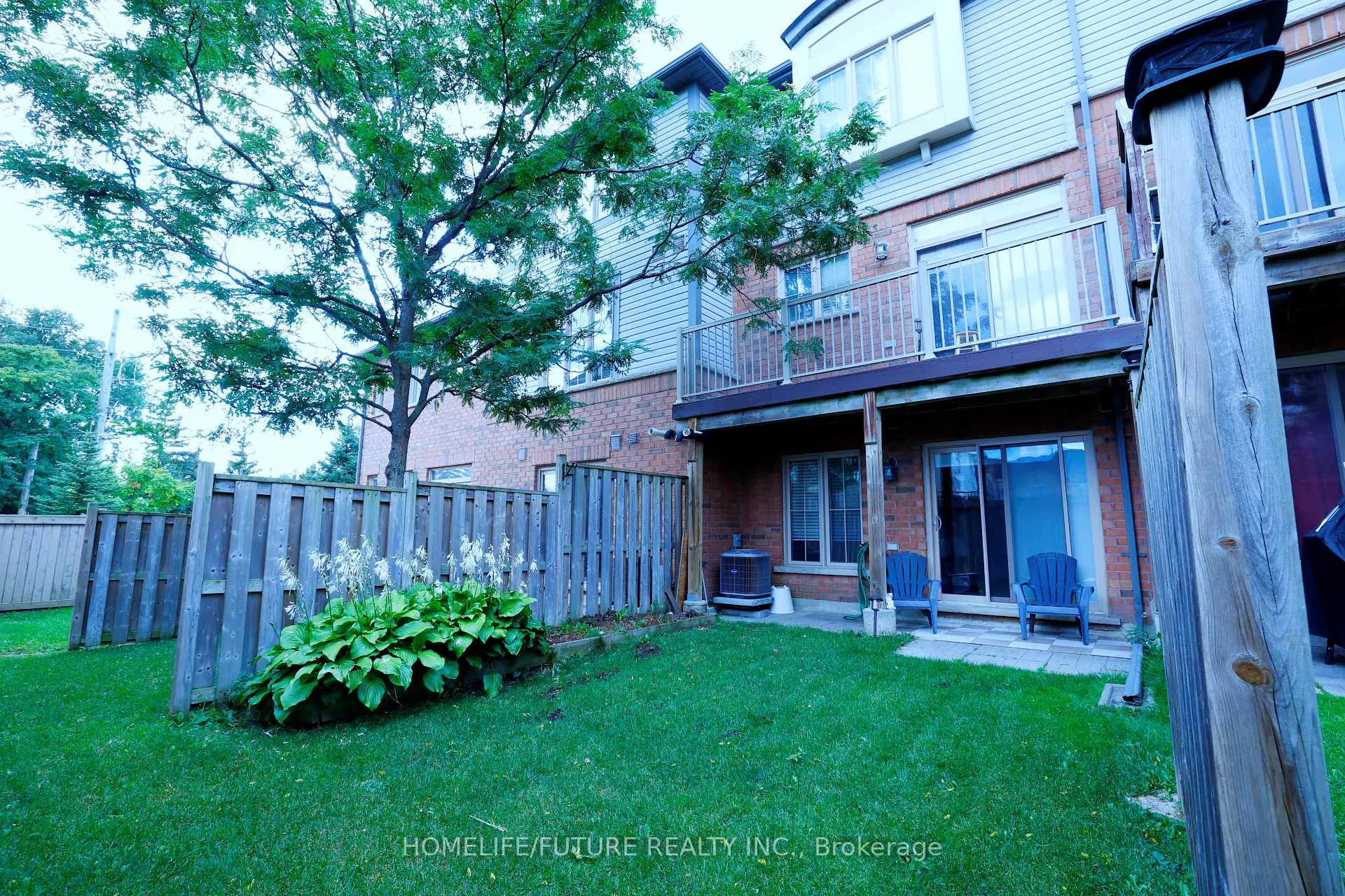 Photo 13 of 5 Cedar Lake Crescent, Brampton, Brampton West — HOMEH