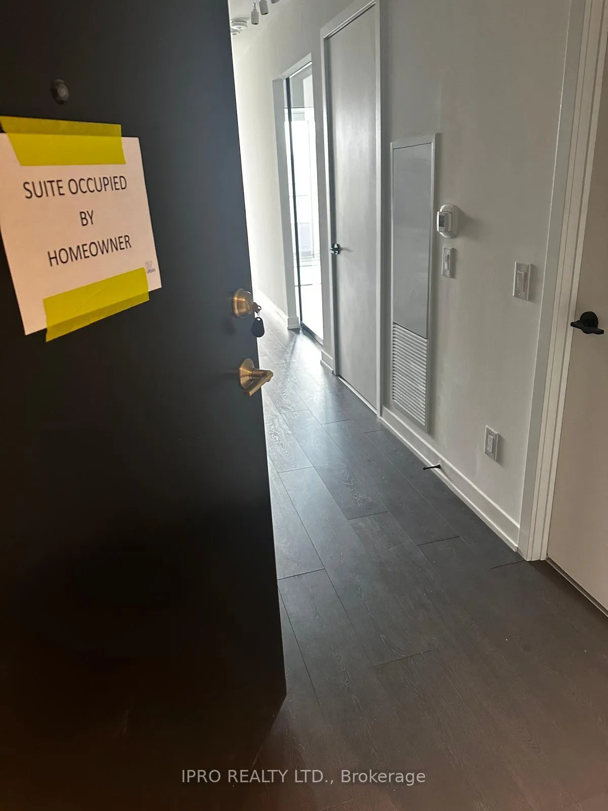 Photo 2 of Unit 306, 5 Lakeview Avenue, Toronto, Trinity-Bellwoods — HOMEH