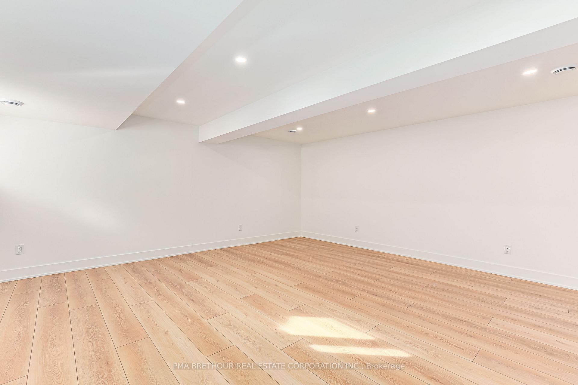 Photo 11 of 167 Sugar Maple Street, Blue Mountains — HOMEH