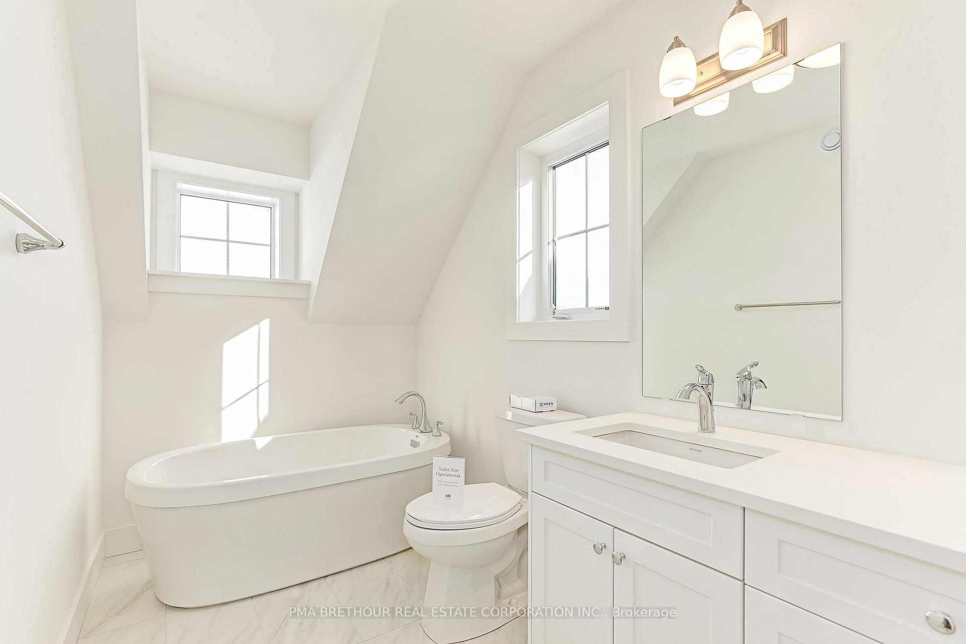 Photo 20 of 167 Sugar Maple Street, Blue Mountains — HOMEH