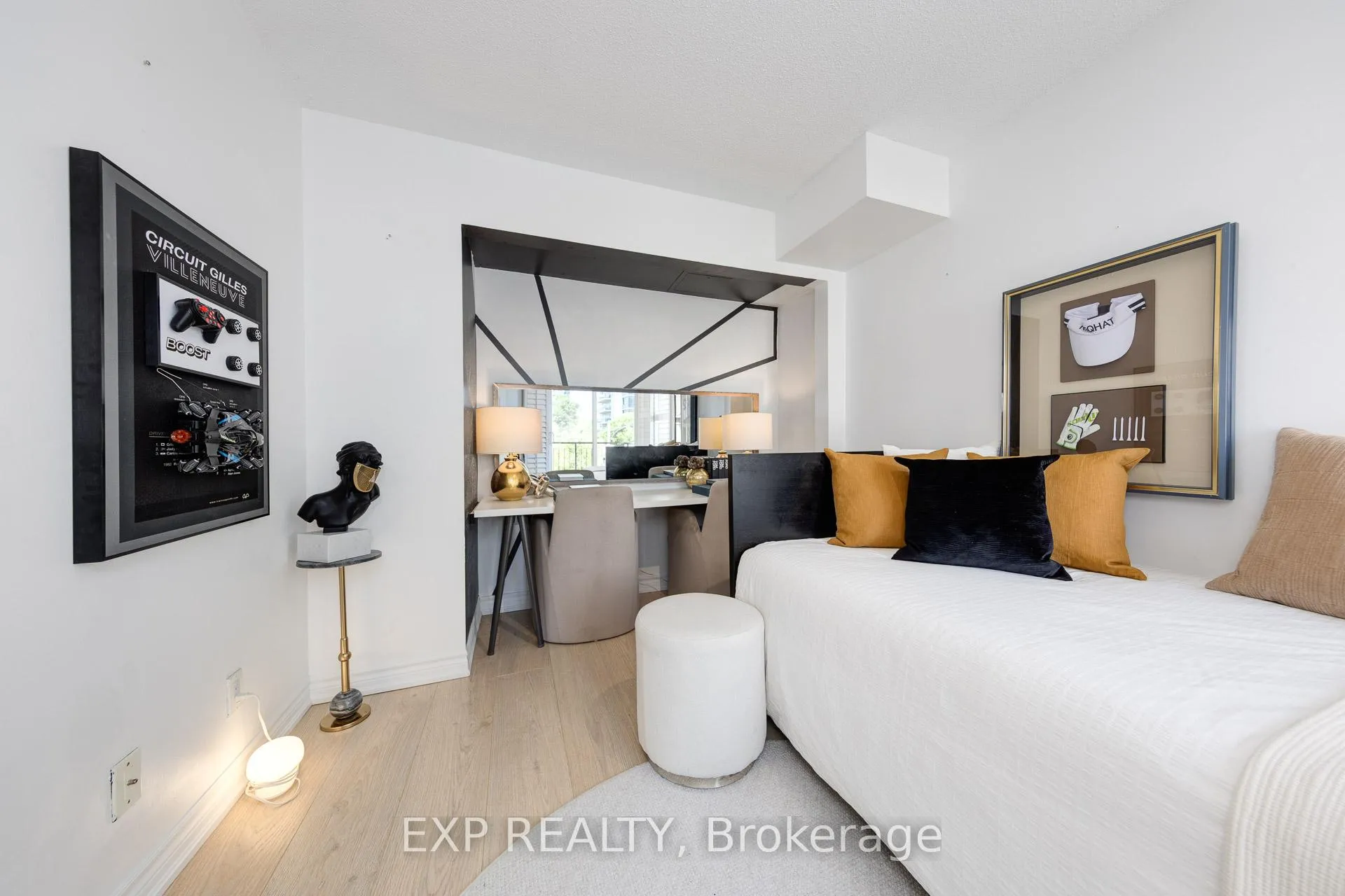 Photo 17 of Unit 301, 120 Aerodrome Crescent, Toronto, Leaside — HOMEH