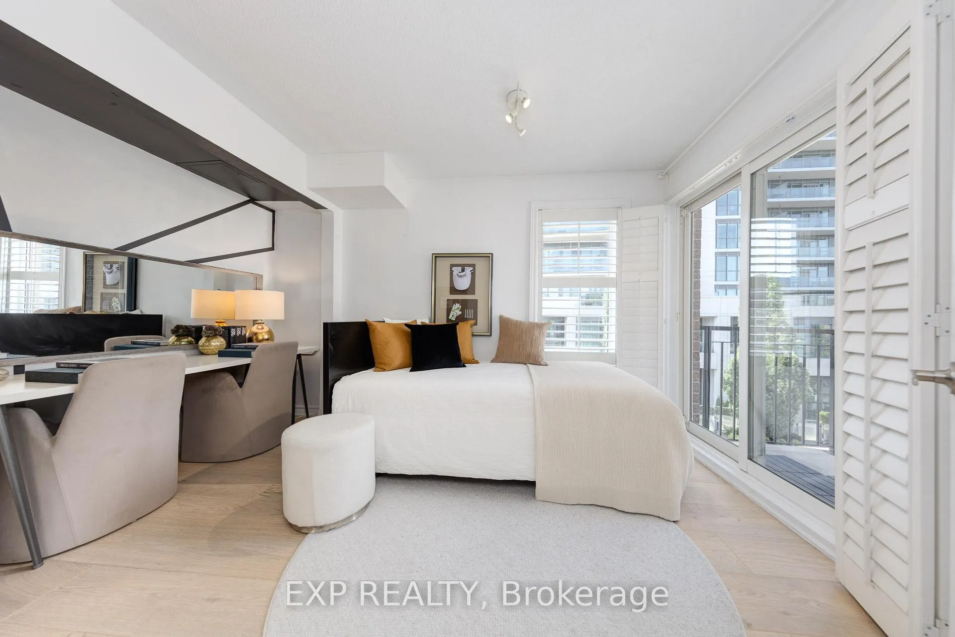 Photo 18 of Unit 301, 120 Aerodrome Crescent, Toronto, Leaside — HOMEH