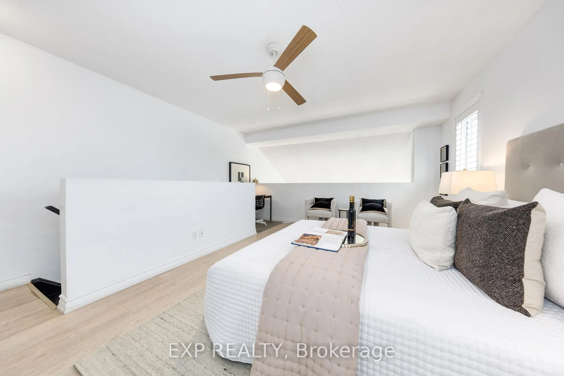 Photo 25 of Unit 301, 120 Aerodrome Crescent, Toronto, Leaside — HOMEH