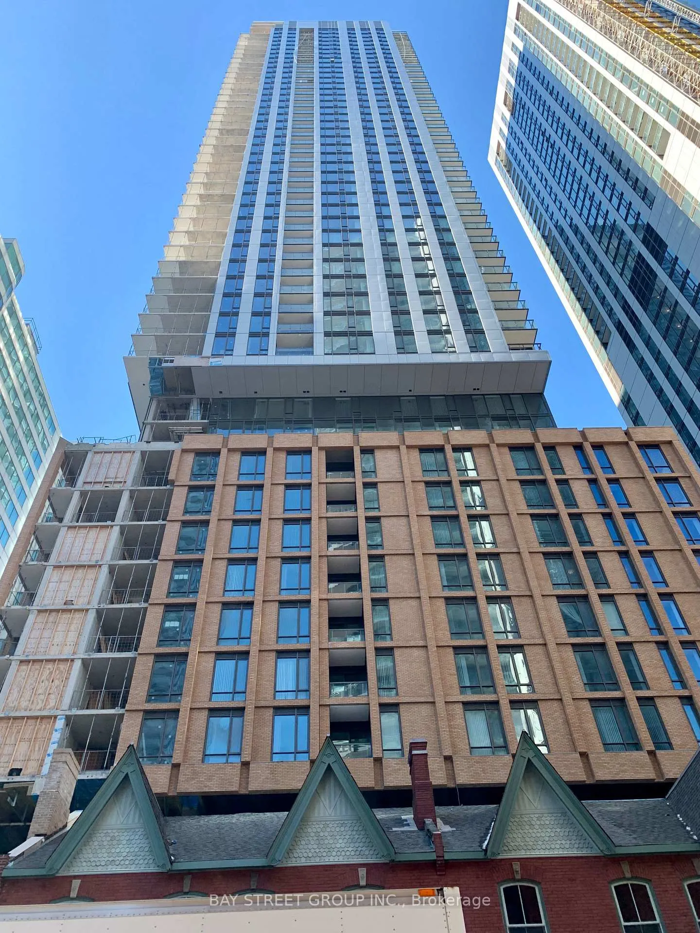 Photo 11 of Unit 1004, 8 Widmer Street, Toronto, Waterfront Communities — HOMEH