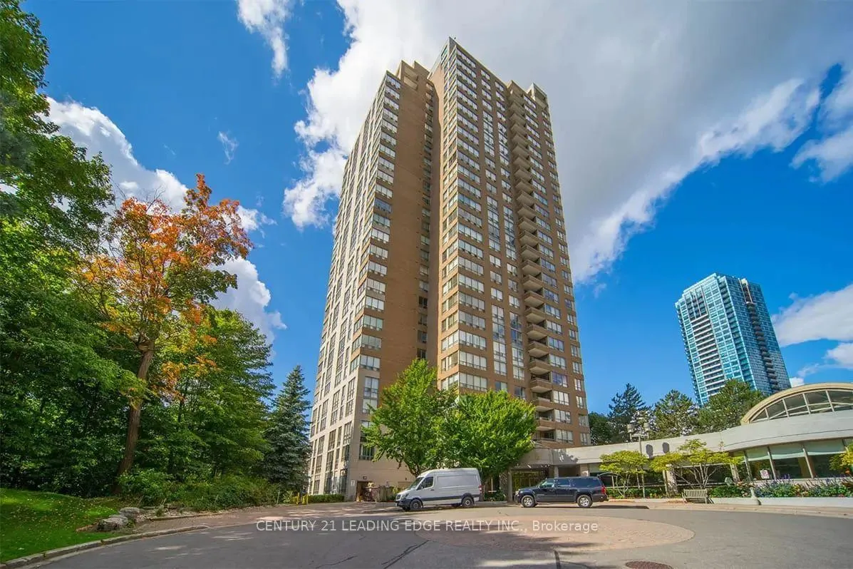 Front of Unit 1805, 215 Wynford Drive