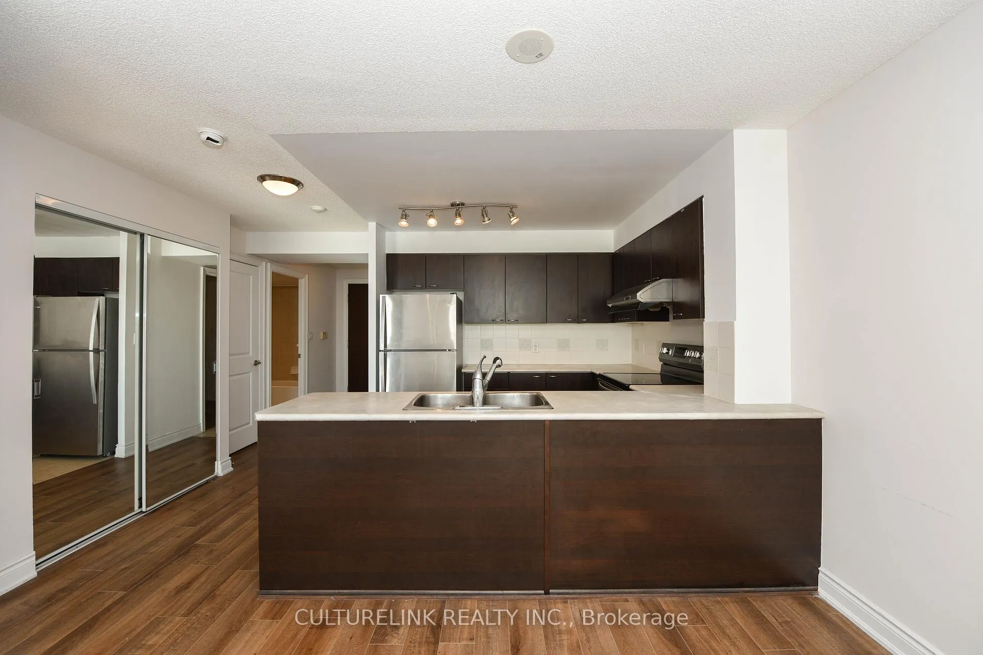 Photo 8 of Unit 1008, 88 Times Avenue, Markham, Commerce Valley — HOMEH