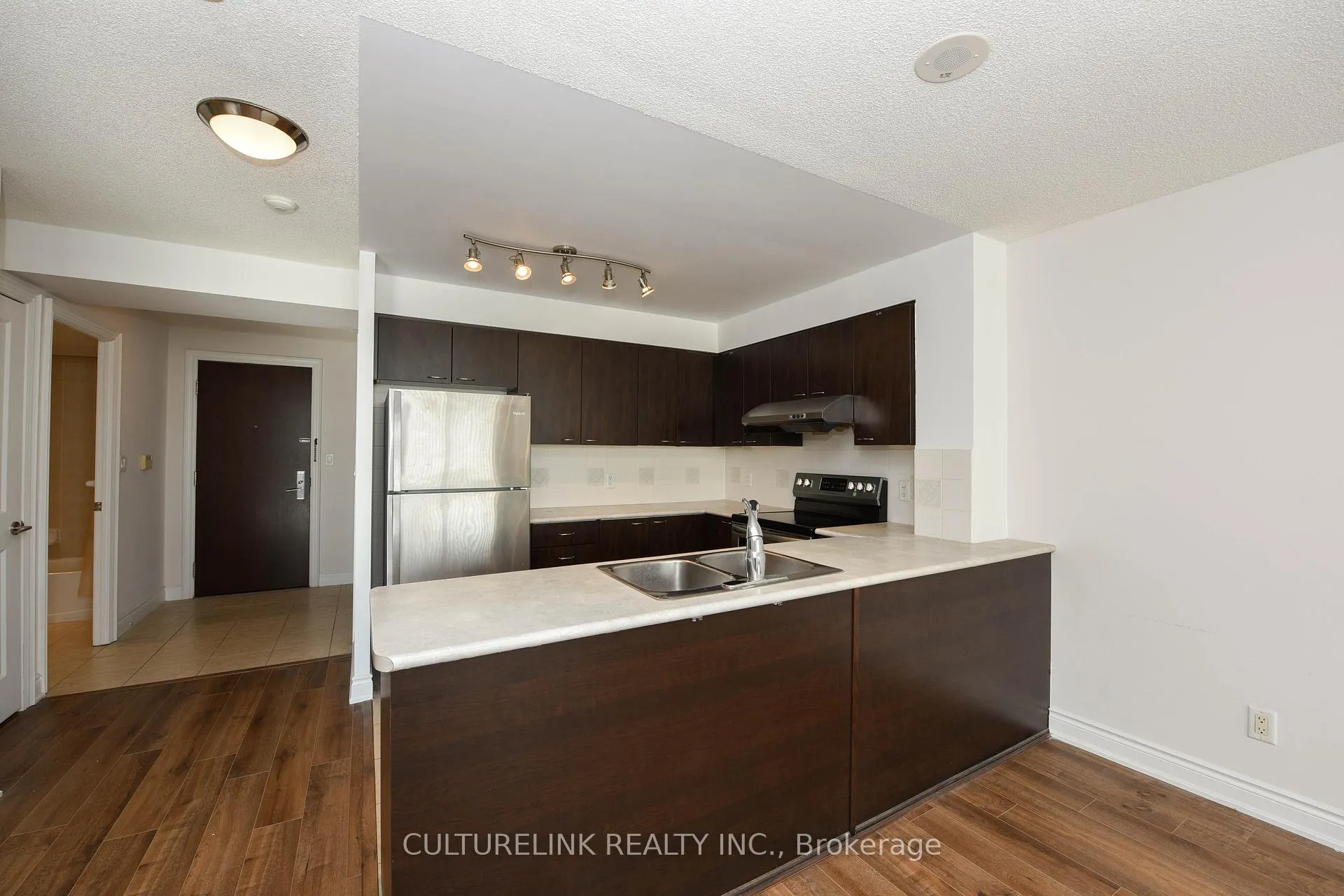 Photo 9 of Unit 1008, 88 Times Avenue, Markham, Commerce Valley — HOMEH