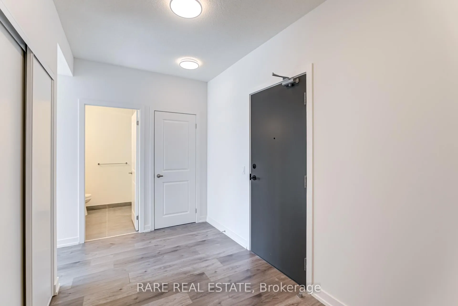 Photo 15 of Unit 103, 1010 Dundas Street E, Whitby, Blue Grass Meadows — HOMEH