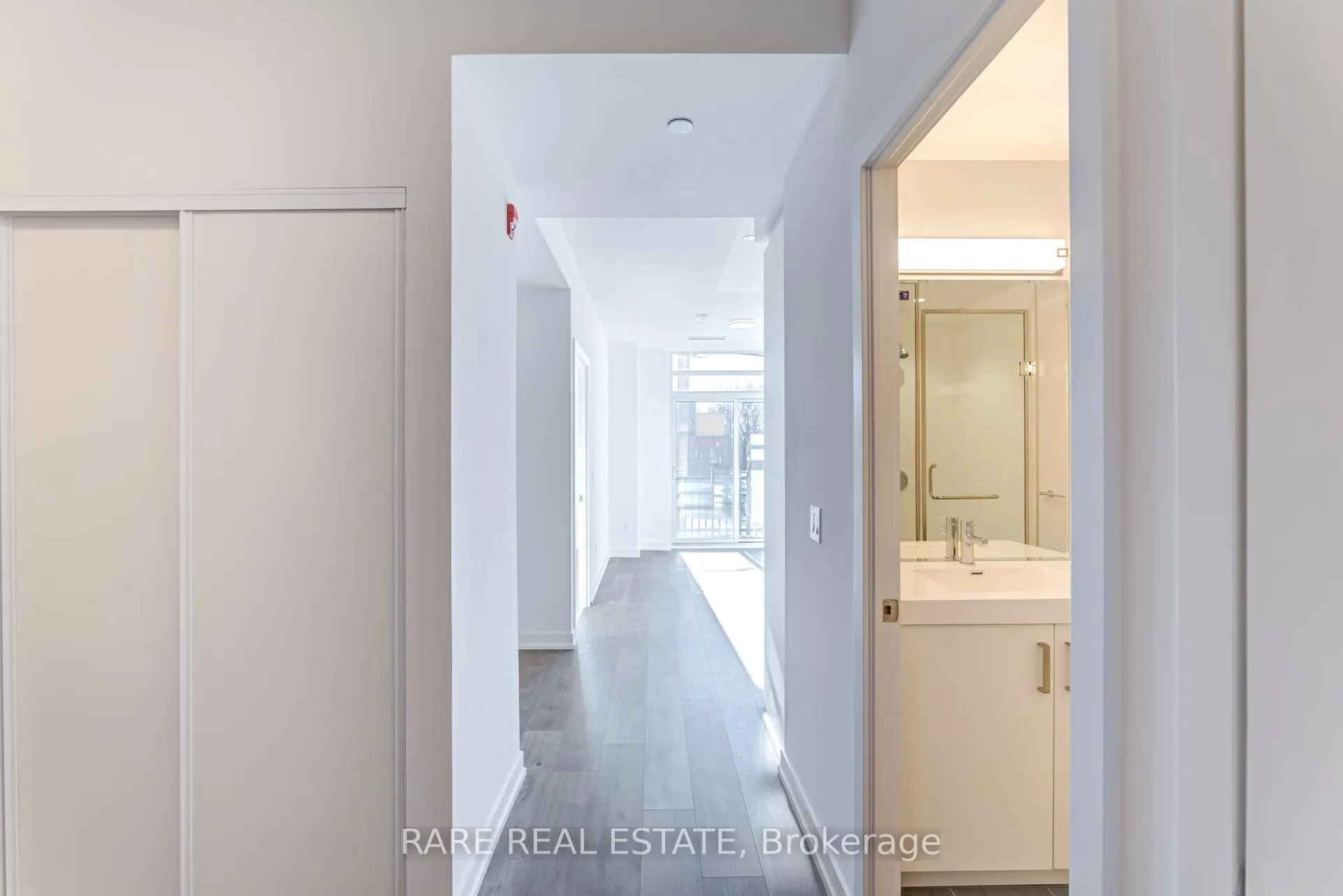 Photo 16 of Unit 103, 1010 Dundas Street E, Whitby, Blue Grass Meadows — HOMEH
