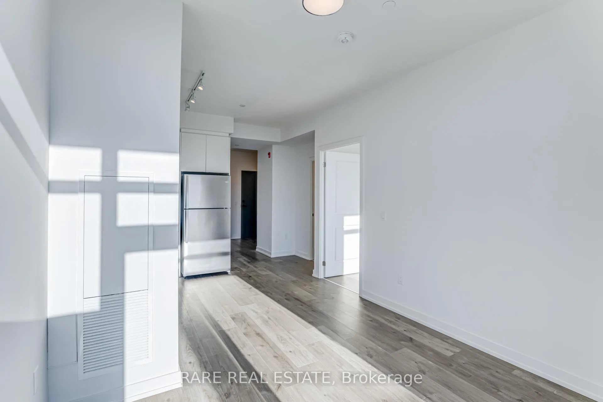 Photo 18 of Unit 103, 1010 Dundas Street E, Whitby, Blue Grass Meadows — HOMEH