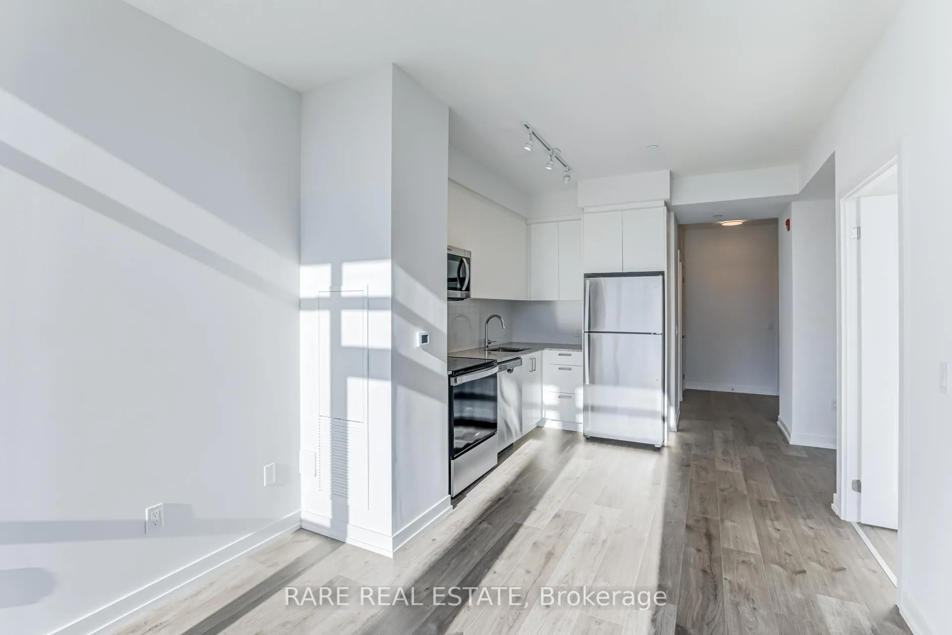 Photo 19 of Unit 103, 1010 Dundas Street E, Whitby, Blue Grass Meadows — HOMEH