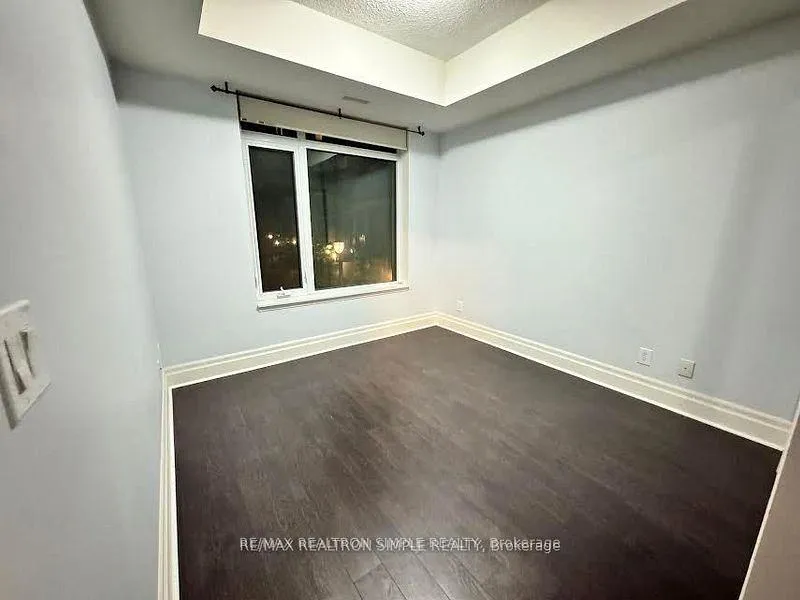 Photo 3 of Unit 216, 131 Upper Duke Crescent, Markham, Unionville — HOMEH