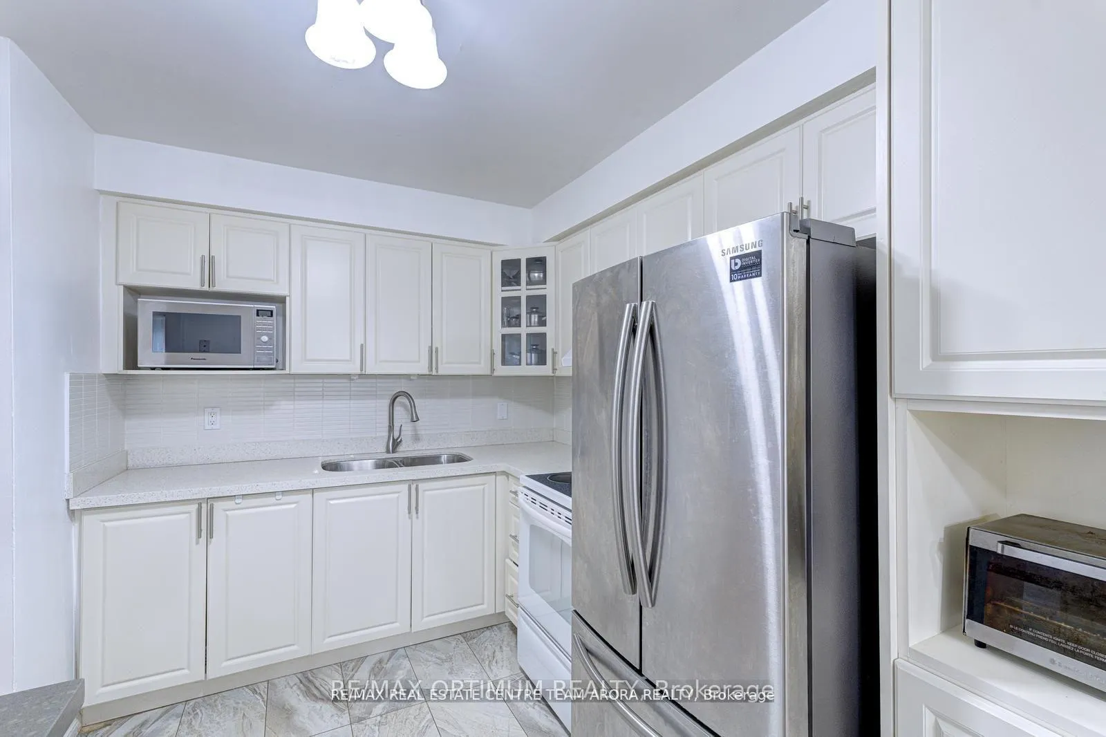Photo 20 of Unit 90, 90 Dawson Crescent, Brampton, Brampton North — HOMEH