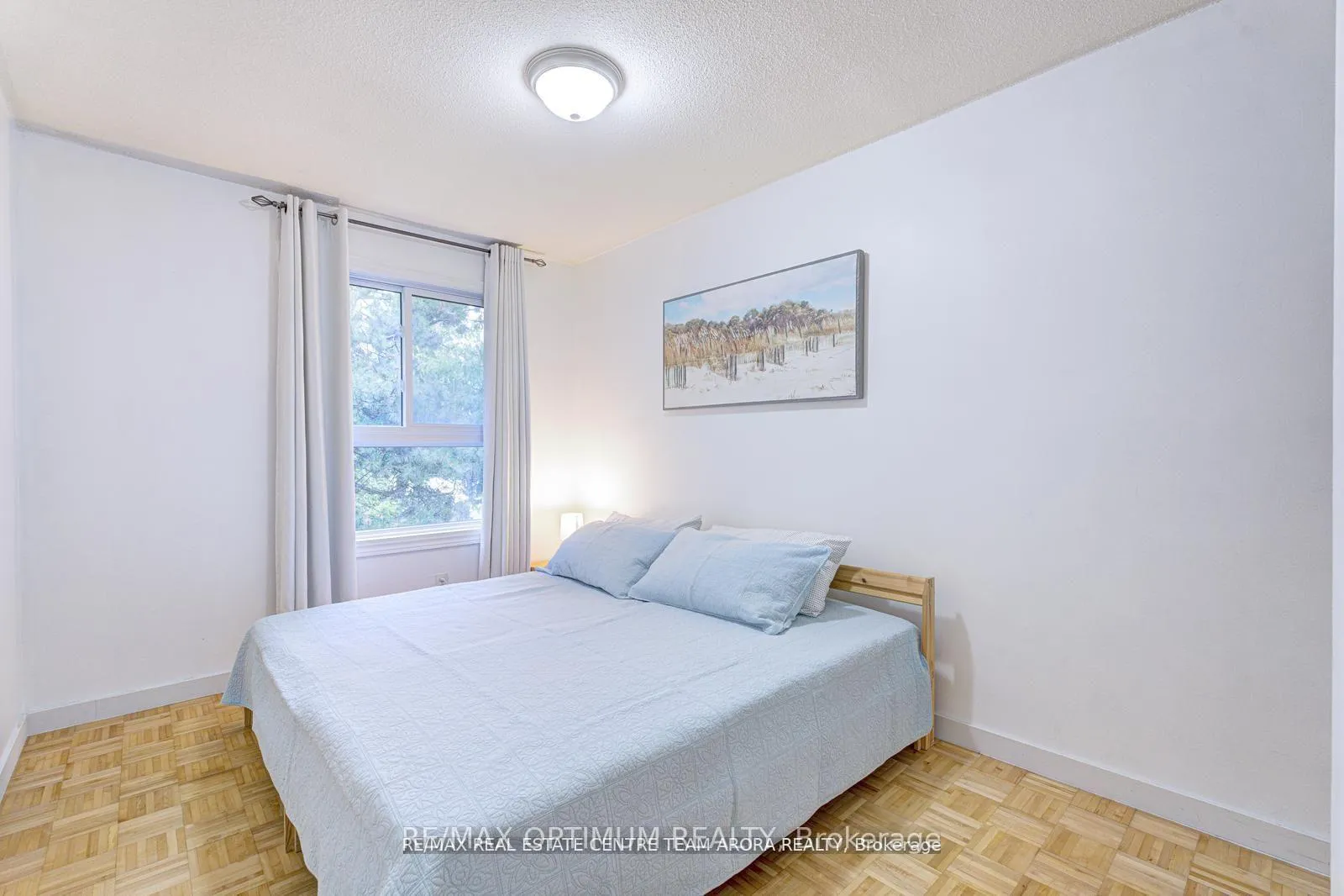 Photo 25 of Unit 90, 90 Dawson Crescent, Brampton, Brampton North — HOMEH
