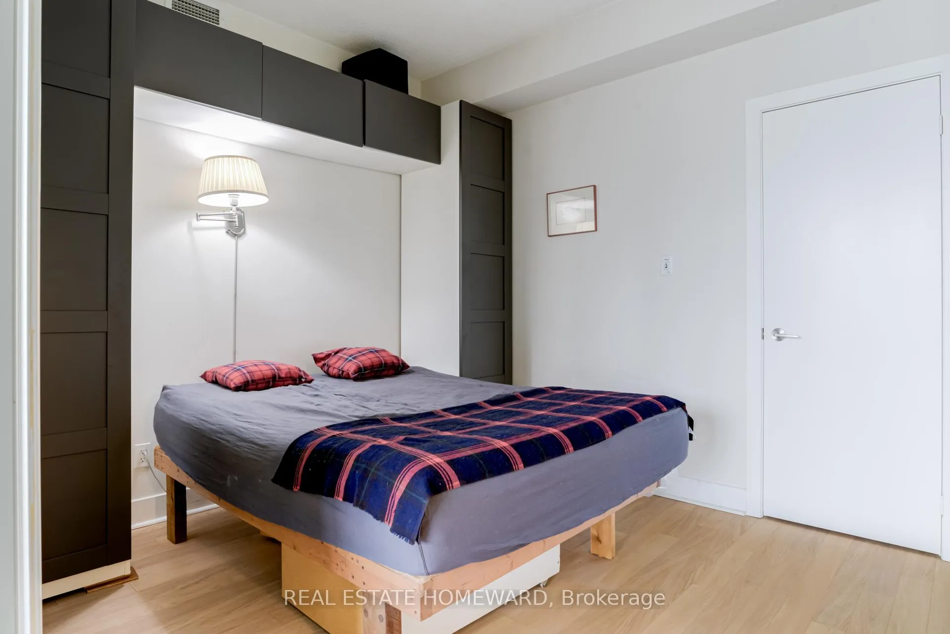 Photo 10 of Unit 1709, 90 Stadium Road, Toronto, Niagara — HOMEH