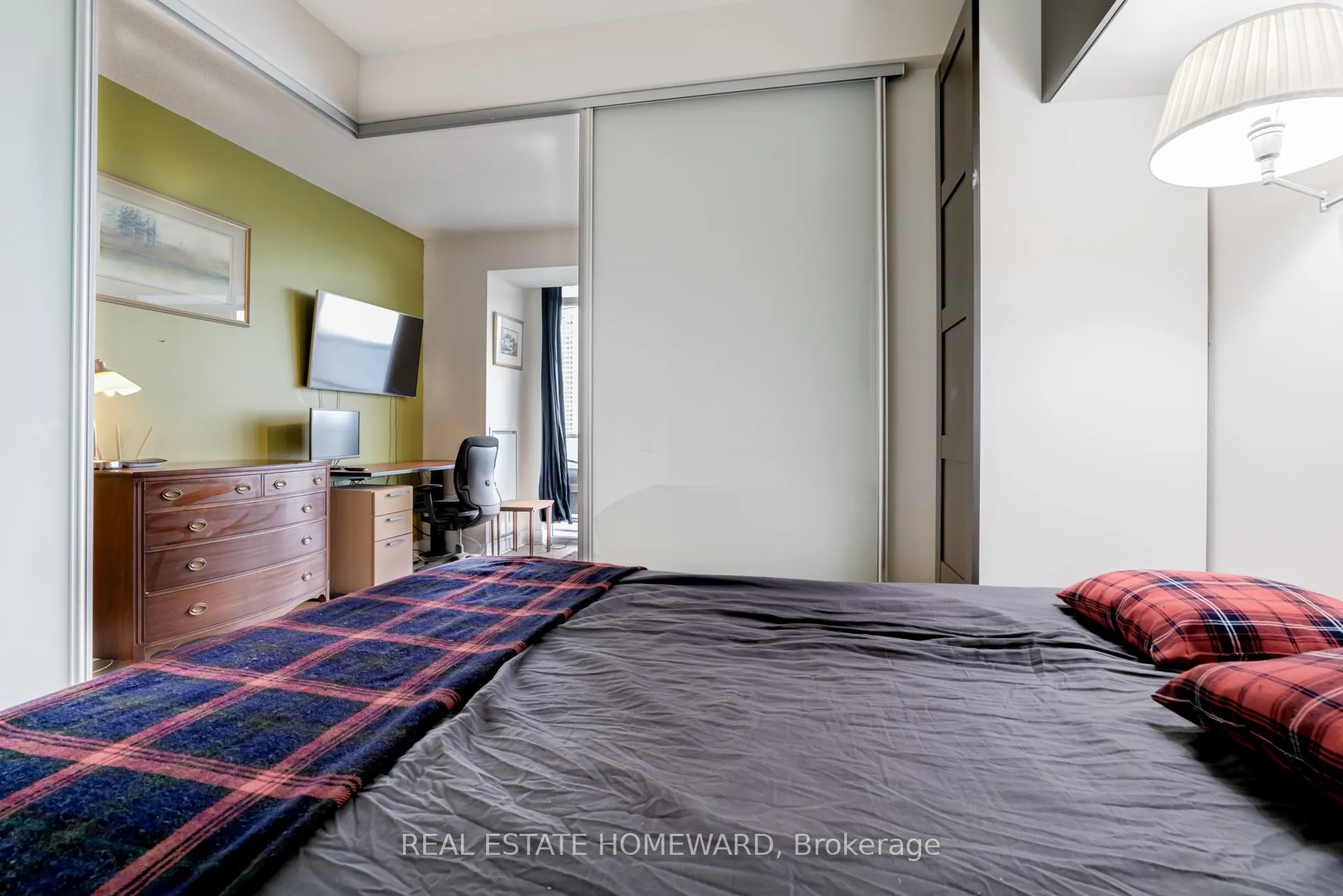 Photo 11 of Unit 1709, 90 Stadium Road, Toronto, Niagara — HOMEH