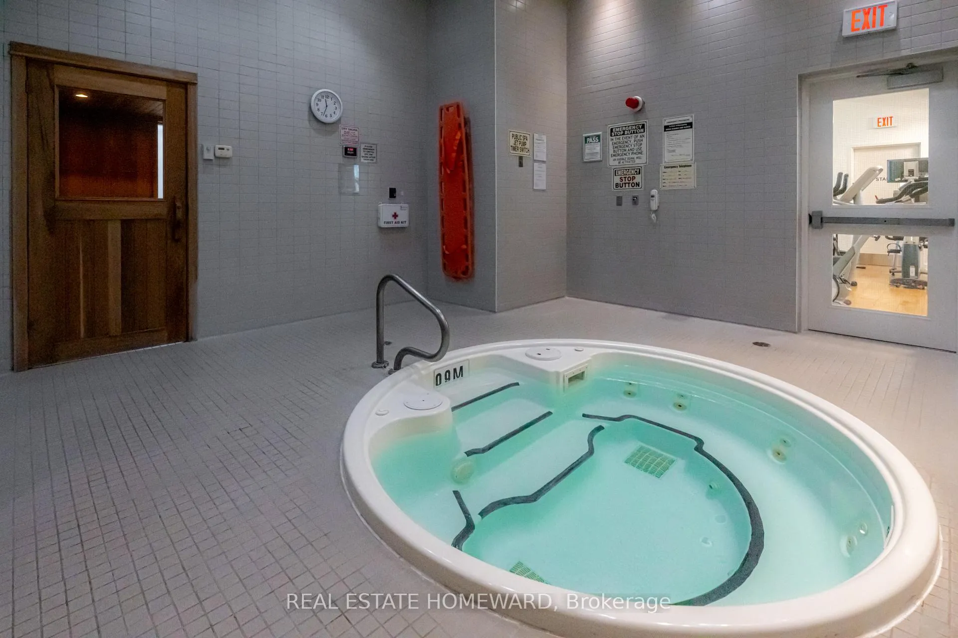 Photo 18 of Unit 1709, 90 Stadium Road, Toronto, Niagara — HOMEH
