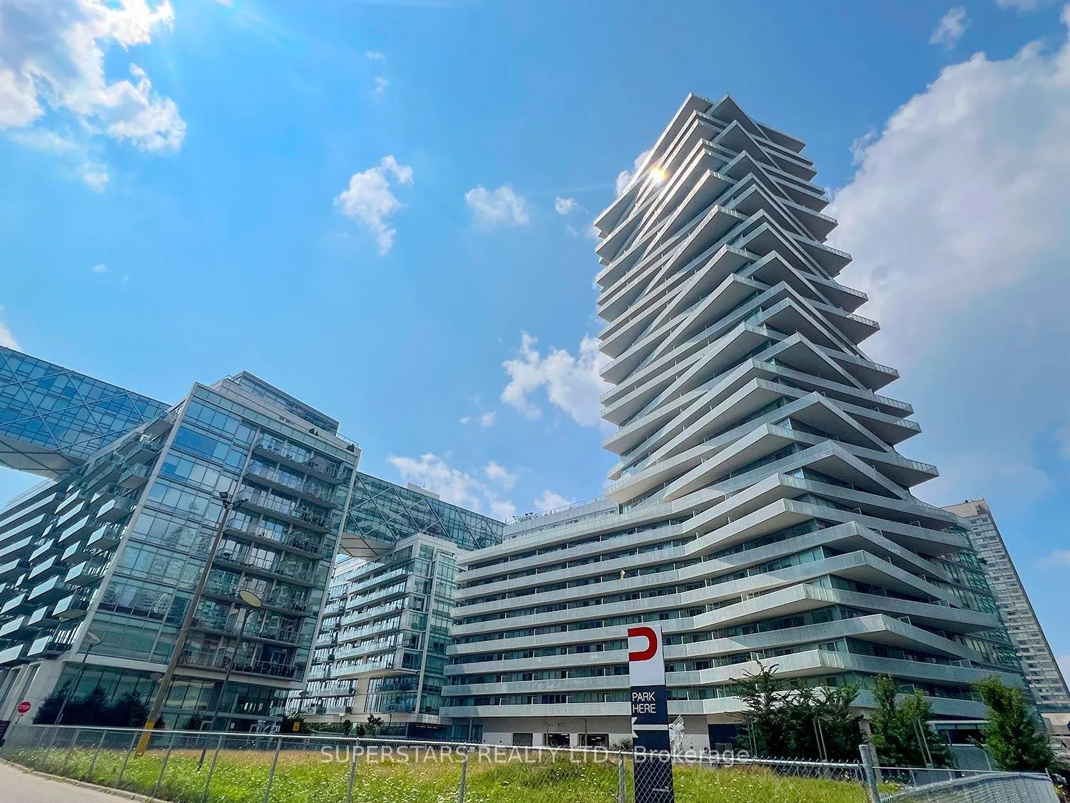 Front of Unit 410, 15 Queens Quay E