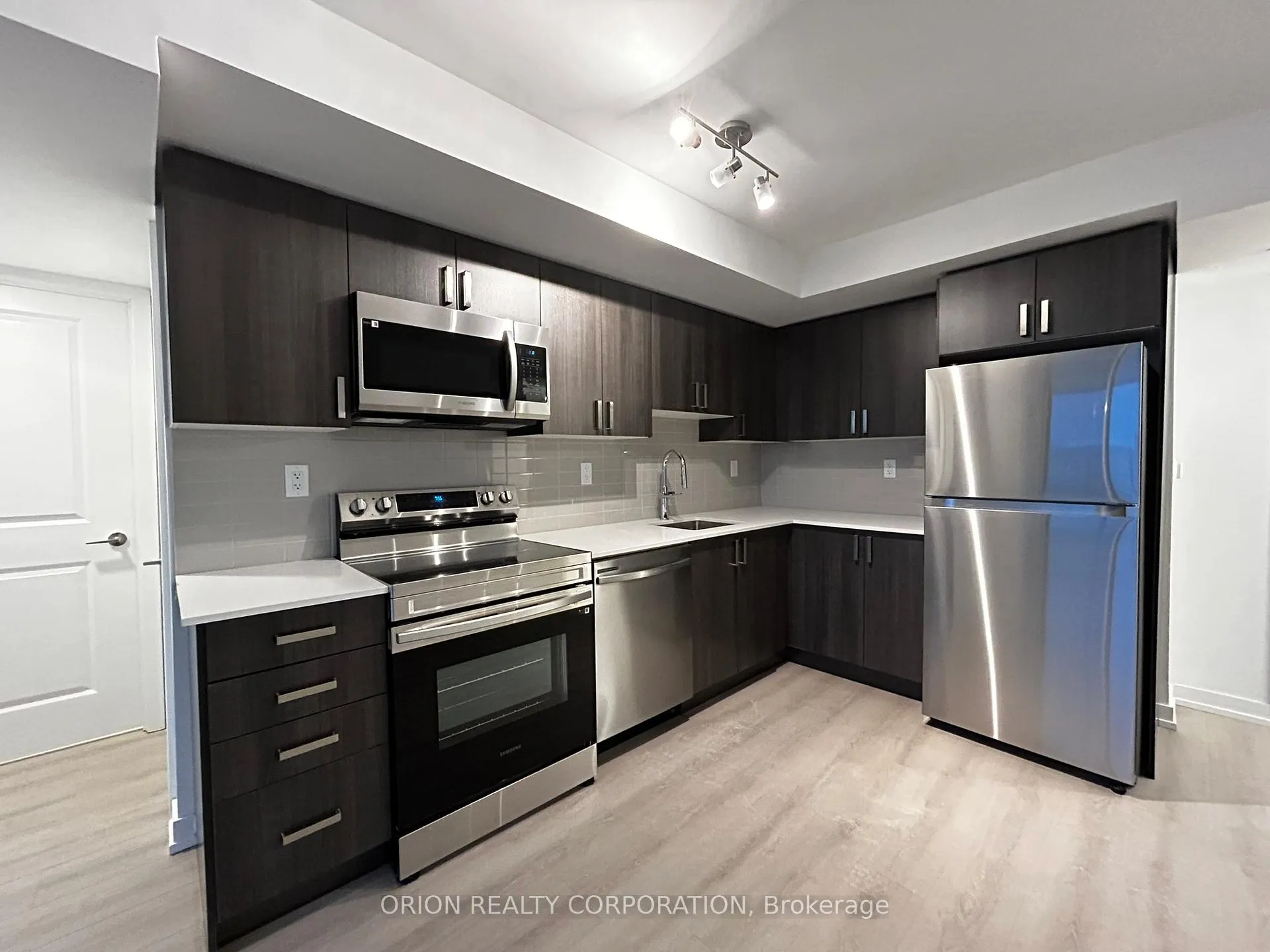 Photo 3 of Unit 315, 1435 Celebration Drive, Pickering, Bay Ridges — HOMEH