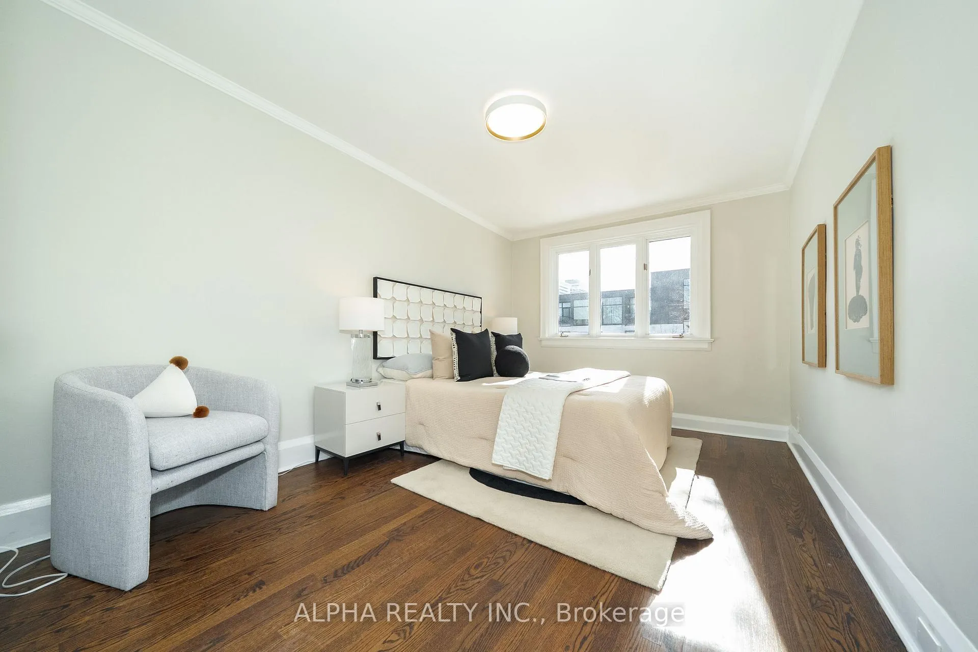 Photo 23 of 130 Roselawn Avenue, Toronto, Yonge-Eglinton — HOMEH