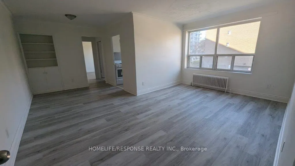 Photo 9 of Unit 4, 140 Berry Road, Etobicoke, Stonegate-Queensway — HOMEH