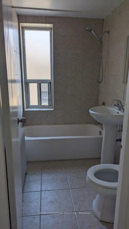 Photo 13 of Unit 4, 140 Berry Road, Etobicoke, Stonegate-Queensway — HOMEH