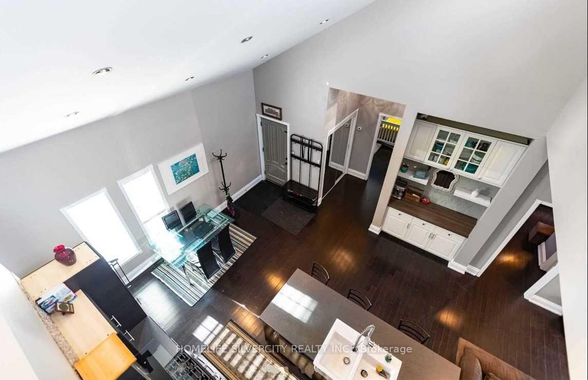 Photo 2 of 13893 Chickadee Lane, Caledon, Bolton West — HOMEH