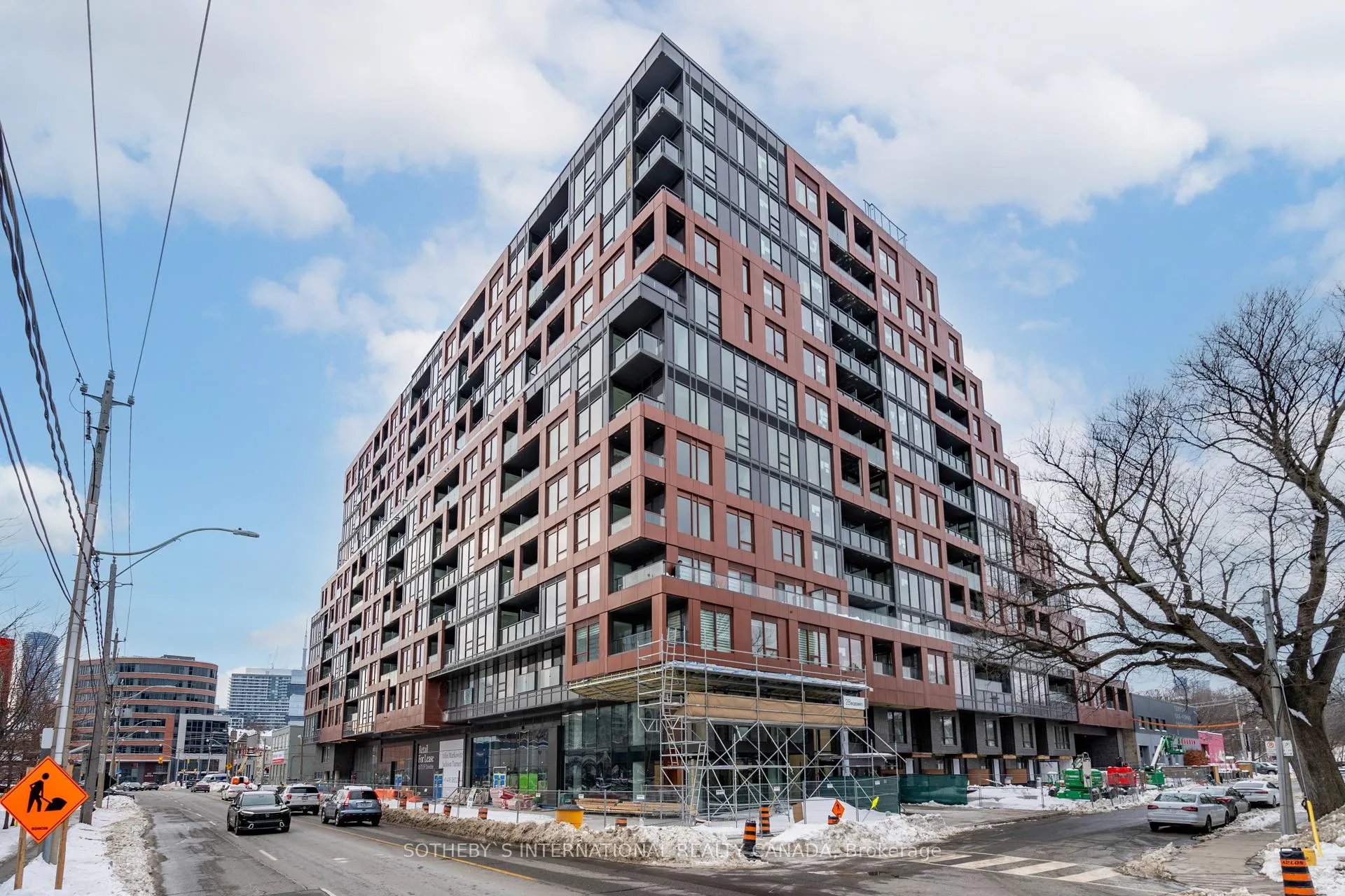 Front of Unit 420, 28 Eastern Avenue