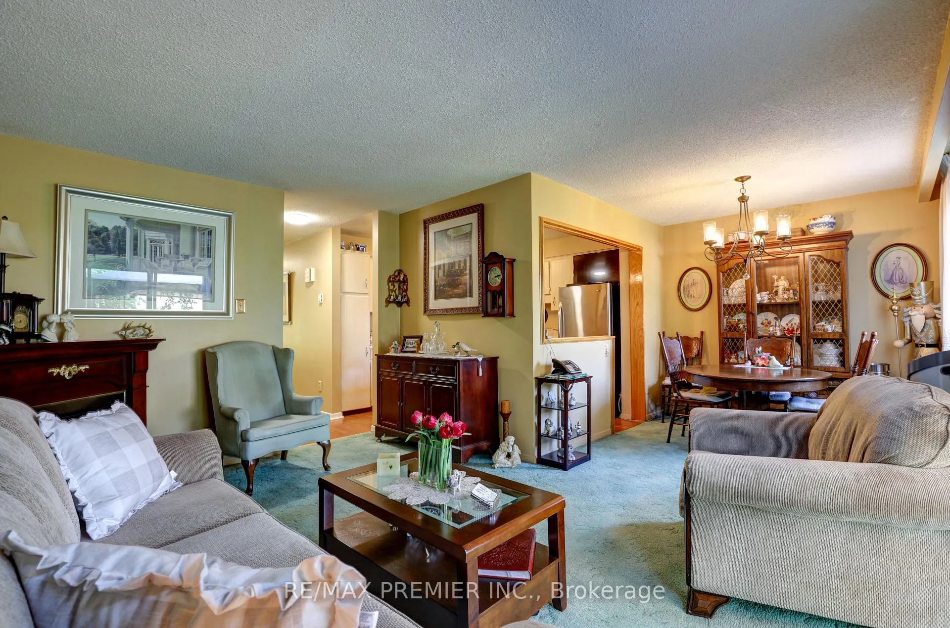 Photo 9 of Unit 14, 433 May Street, Brock, Beaverton — HOMEH