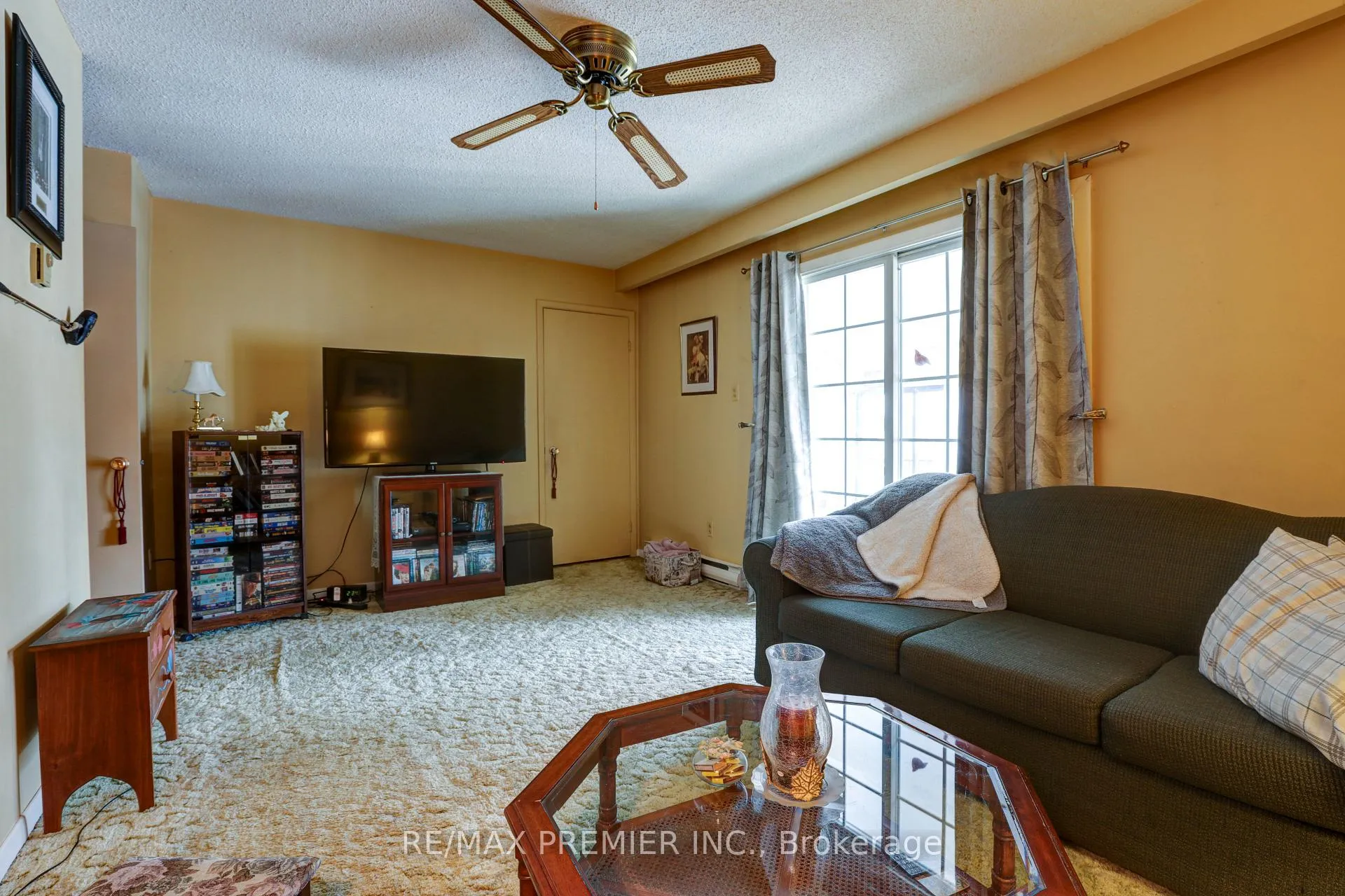 Photo 15 of Unit 14, 433 May Street, Brock, Beaverton — HOMEH