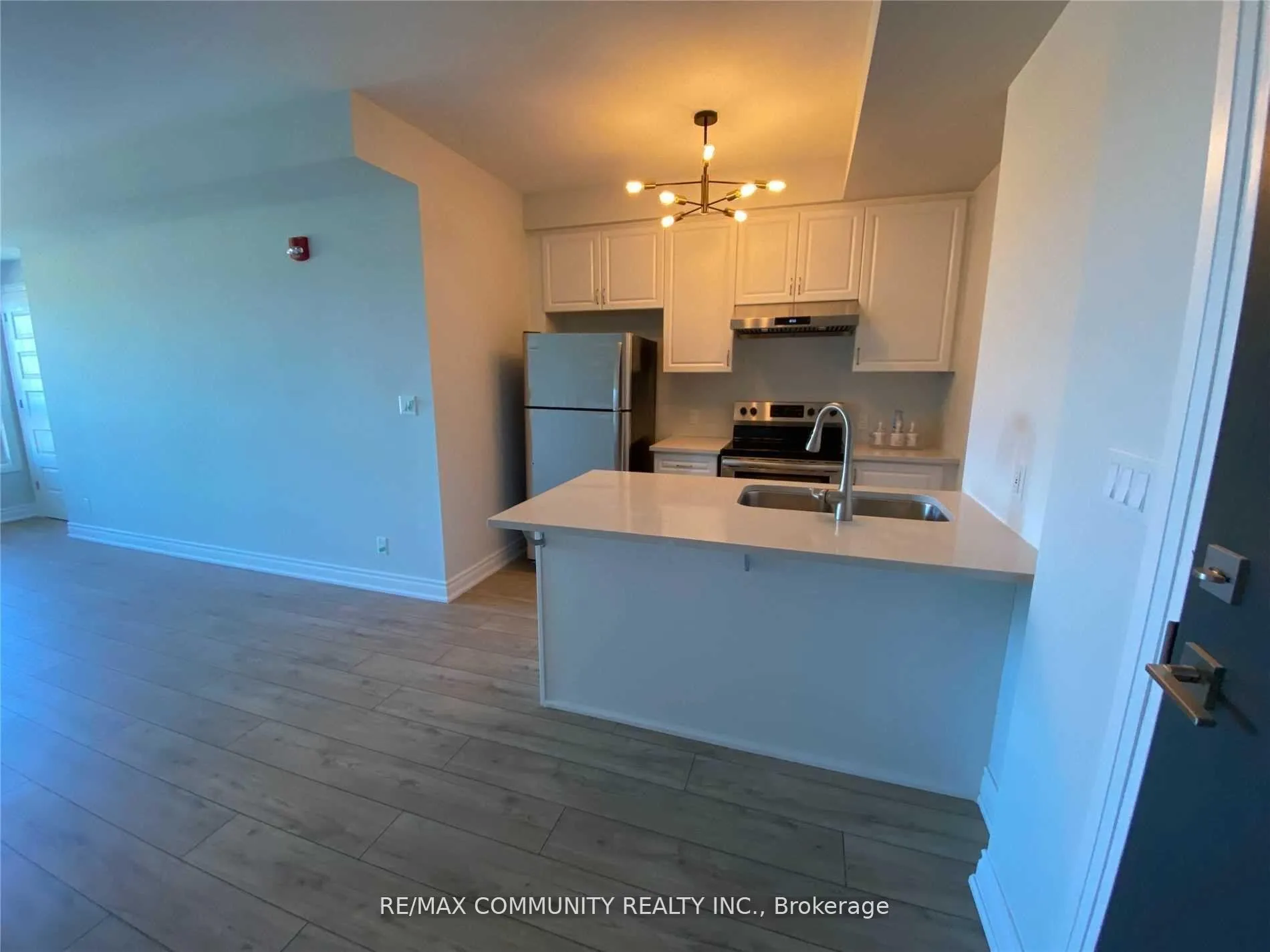 Photo 4 of Unit 413, 58 Adam Sellers Street E, Markham, Cornell — HOMEH
