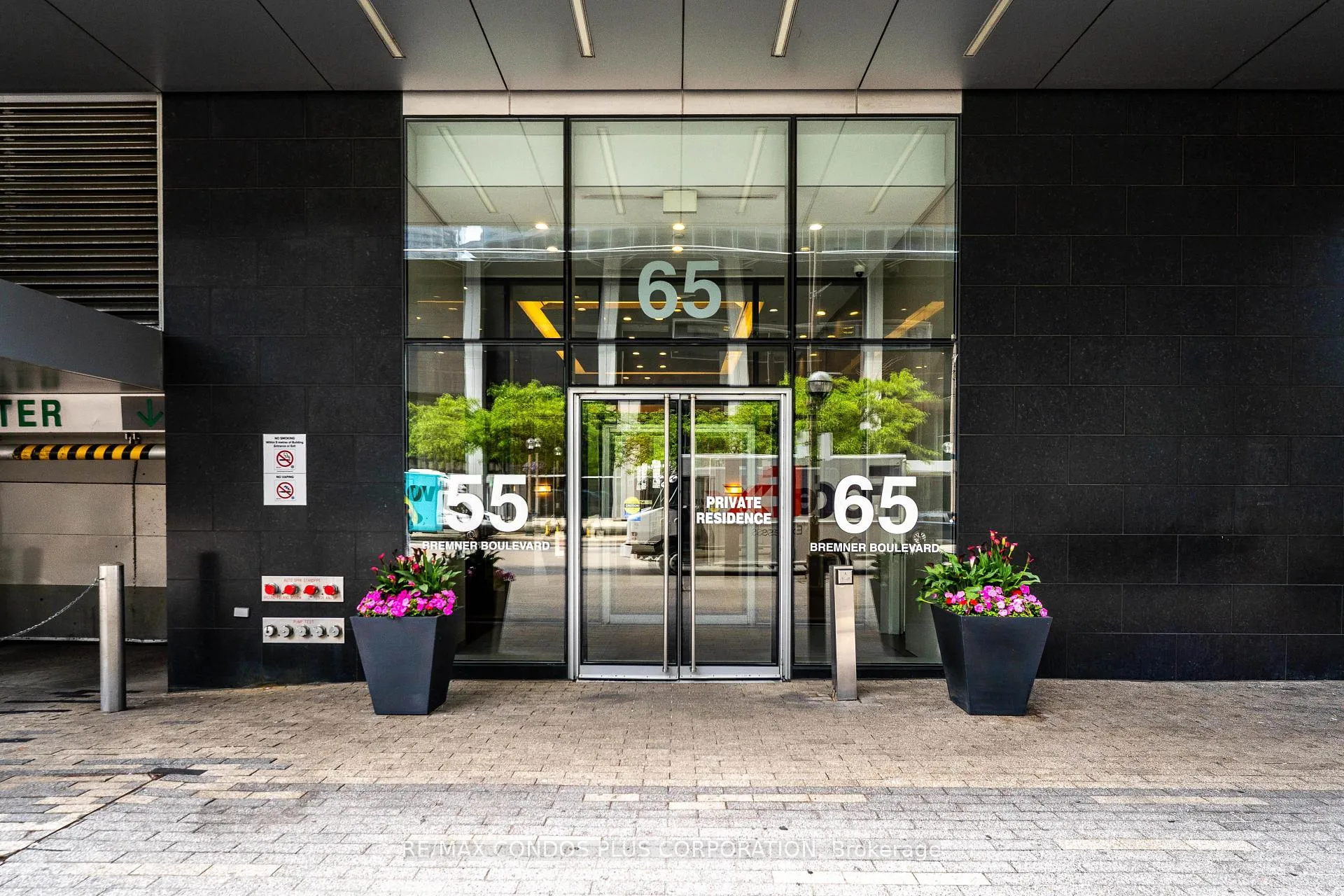 Photo 1 of Unit 1208, 65 Bremner Boulevard, Toronto, Waterfront Communities — HOMEH
