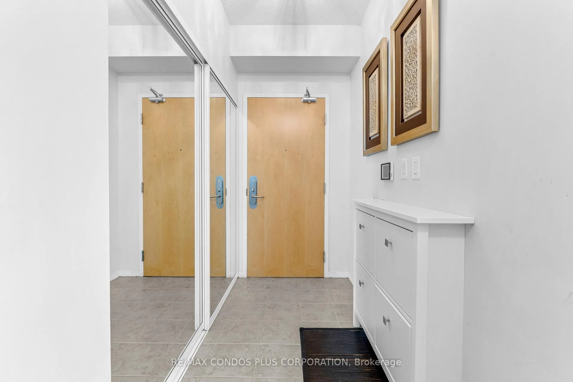 Photo 3 of Unit 1208, 65 Bremner Boulevard, Toronto, Waterfront Communities — HOMEH