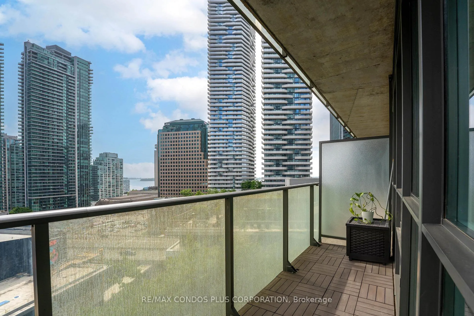 Photo 15 of Unit 1208, 65 Bremner Boulevard, Toronto, Waterfront Communities — HOMEH