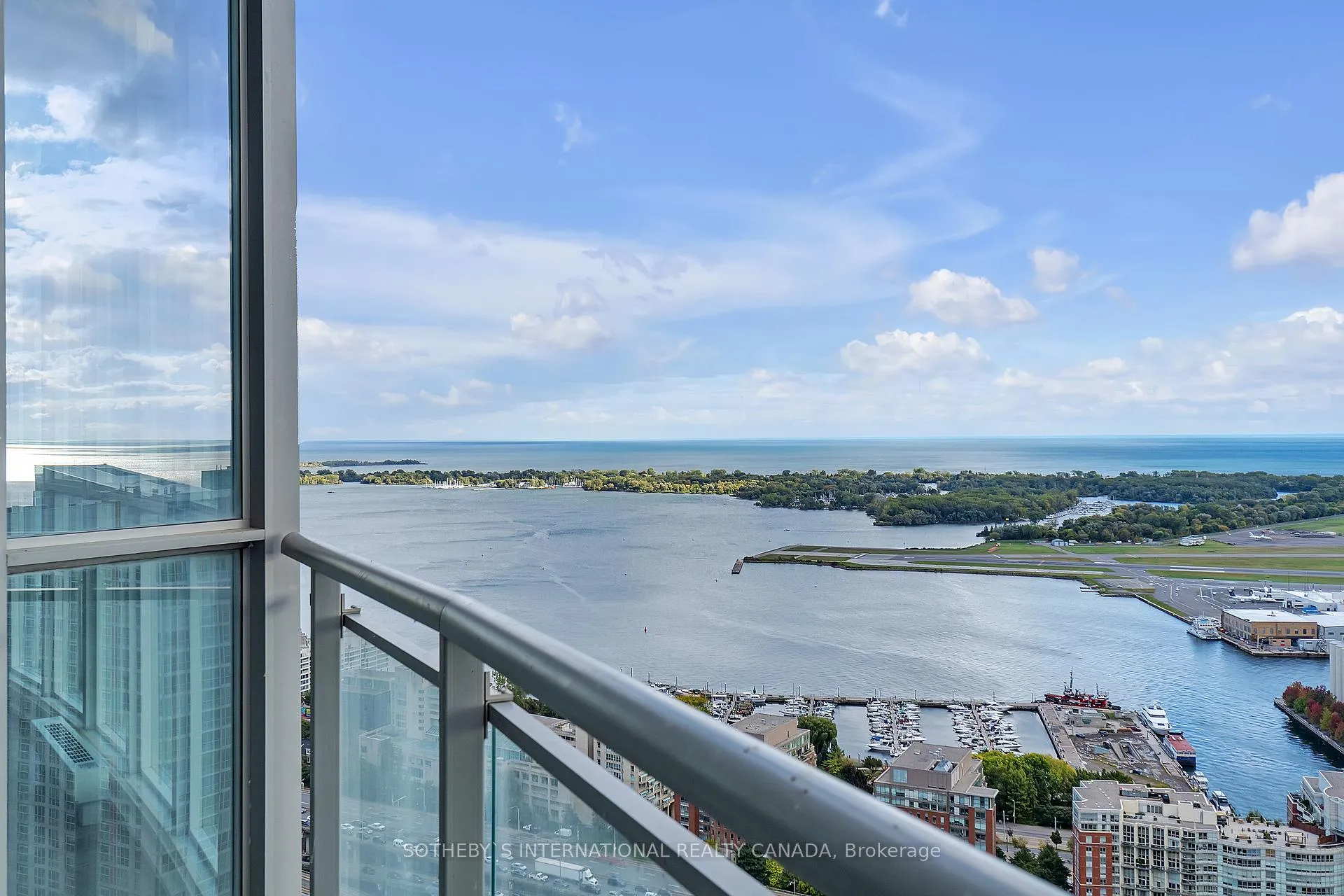 Photo 19 of Unit PH10, 21 Iceboat Terrace, Toronto, Waterfront Communities — HOMEH