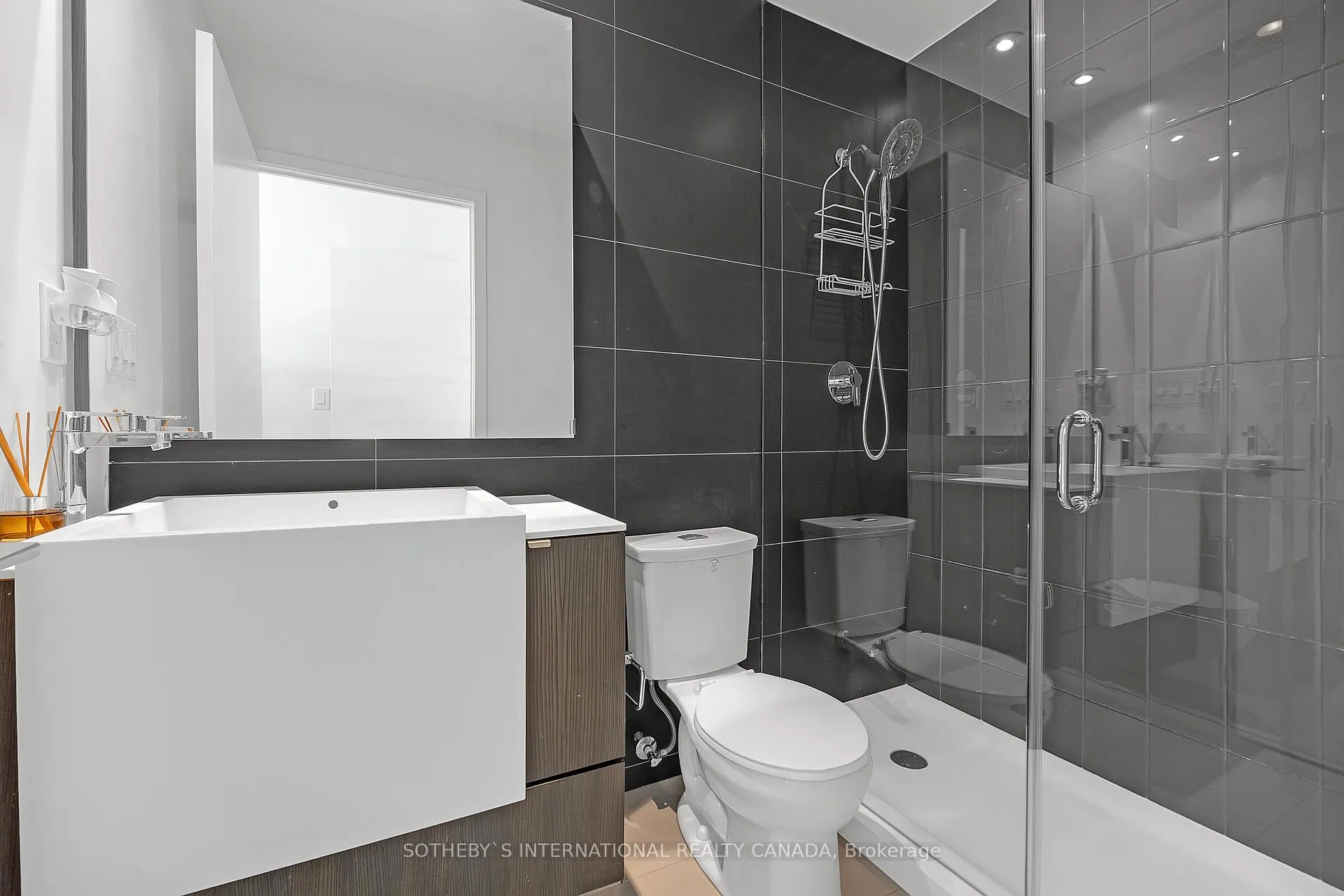 Photo 23 of Unit PH10, 21 Iceboat Terrace, Toronto, Waterfront Communities — HOMEH