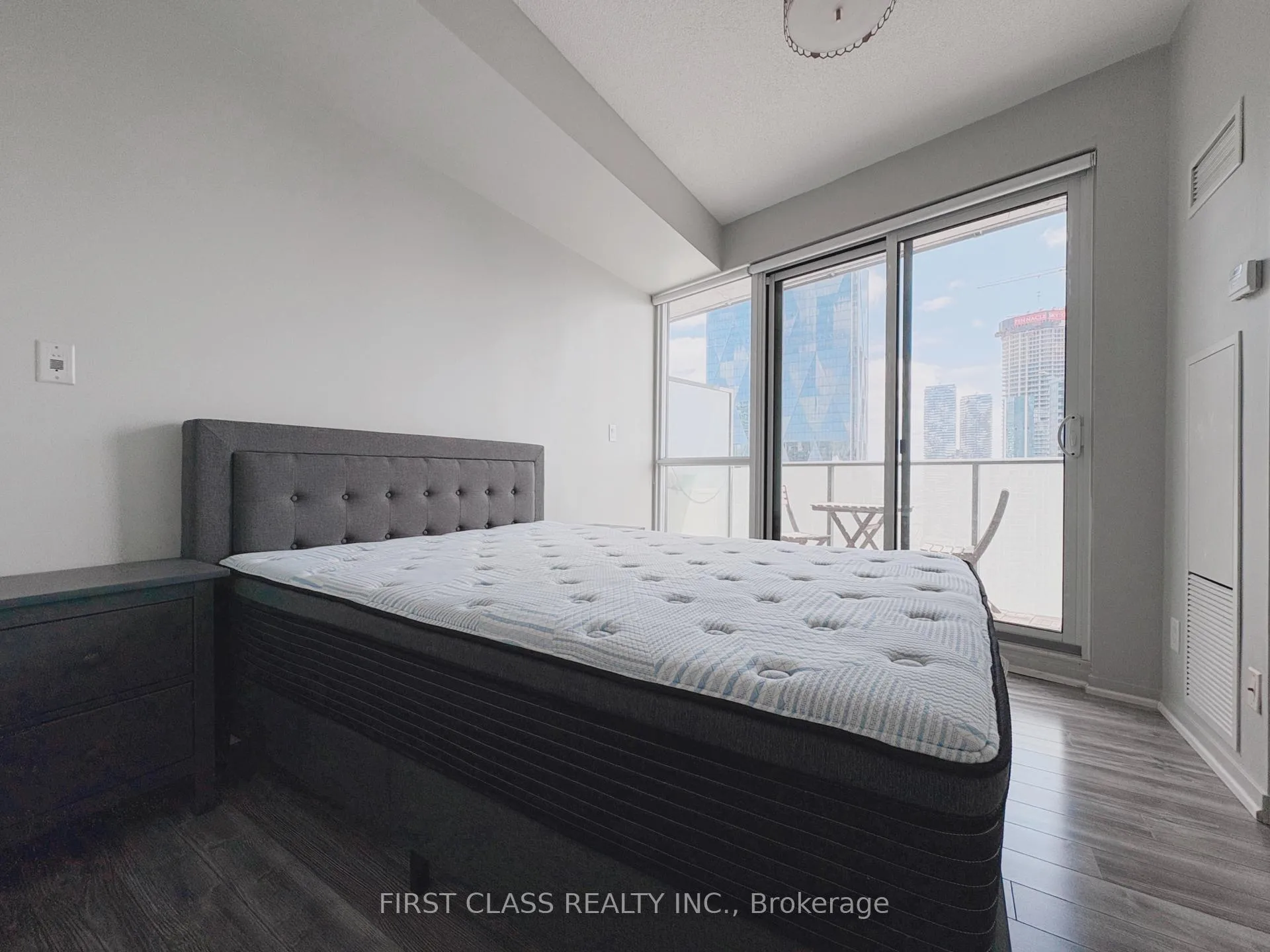 Photo 10 of Unit 3610, 65 Bremner Boulevard, Toronto, Waterfront Communities — HOMEH