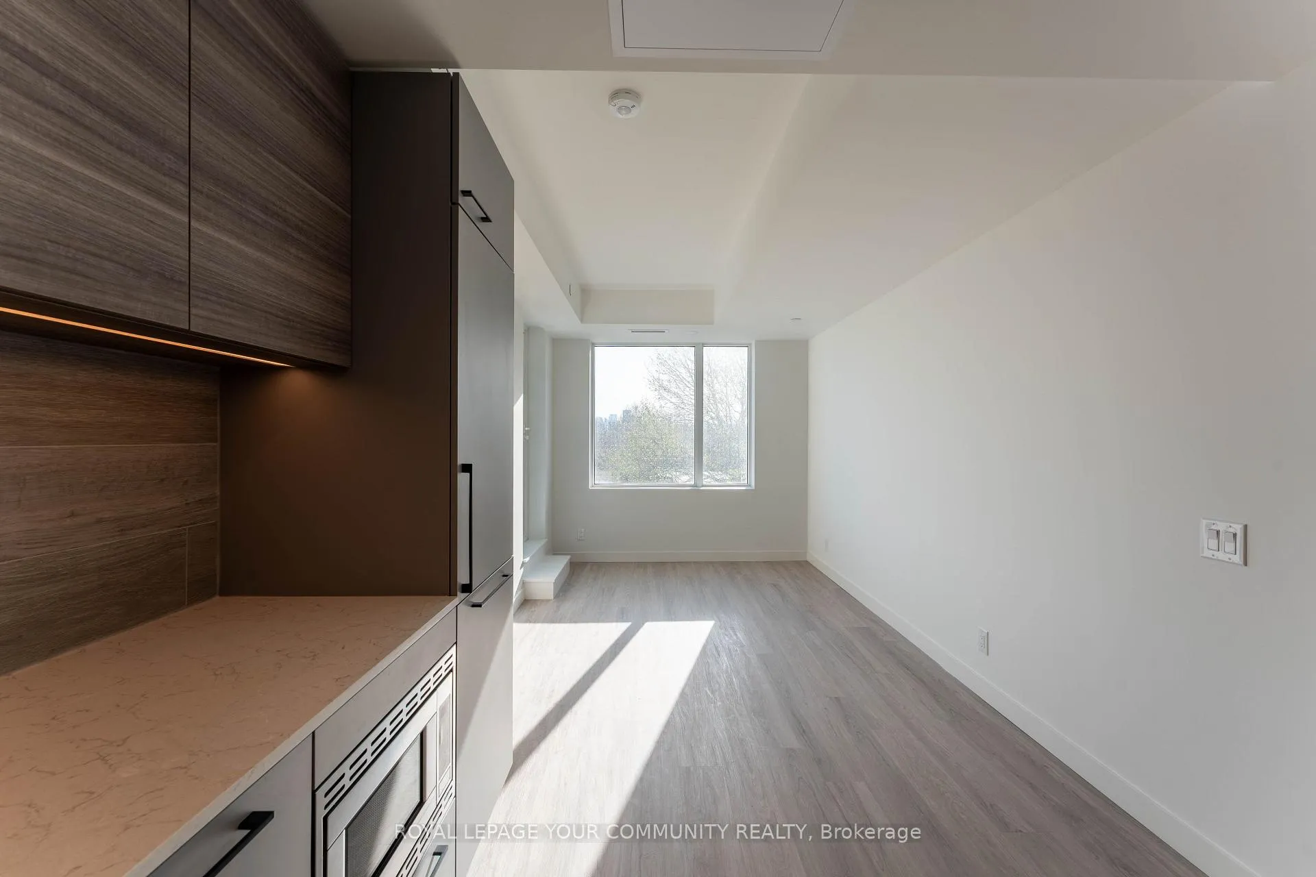Photo 6 of Unit 318, 1050 Eastern Avenue, Toronto, The Beaches — HOMEH