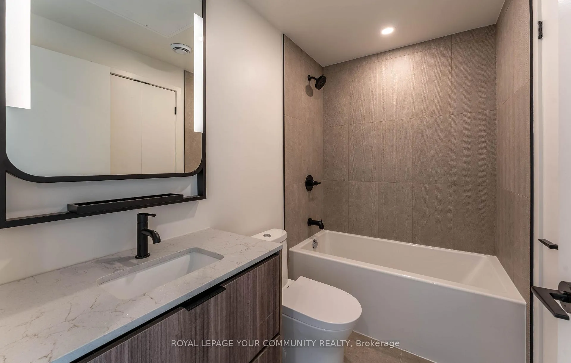 Photo 16 of Unit 318, 1050 Eastern Avenue, Toronto, The Beaches — HOMEH