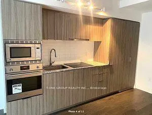 Photo 9 of Unit 720, 955 Bay Street, Toronto, Bay Street Corridor — HOMEH